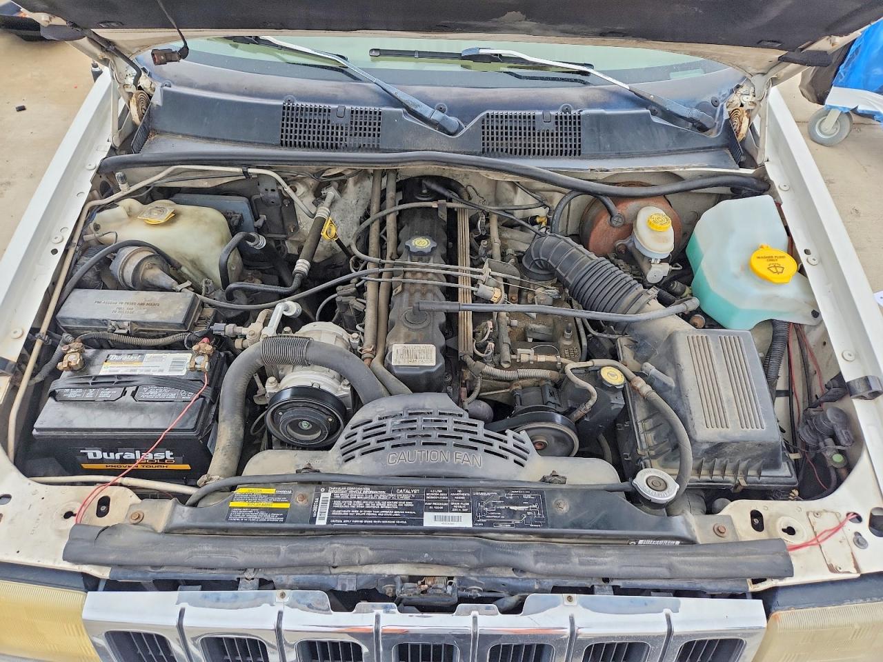 1998 Jeep Grand Cherokee Laredo Белый vin: 1J4FX48S0WC180083