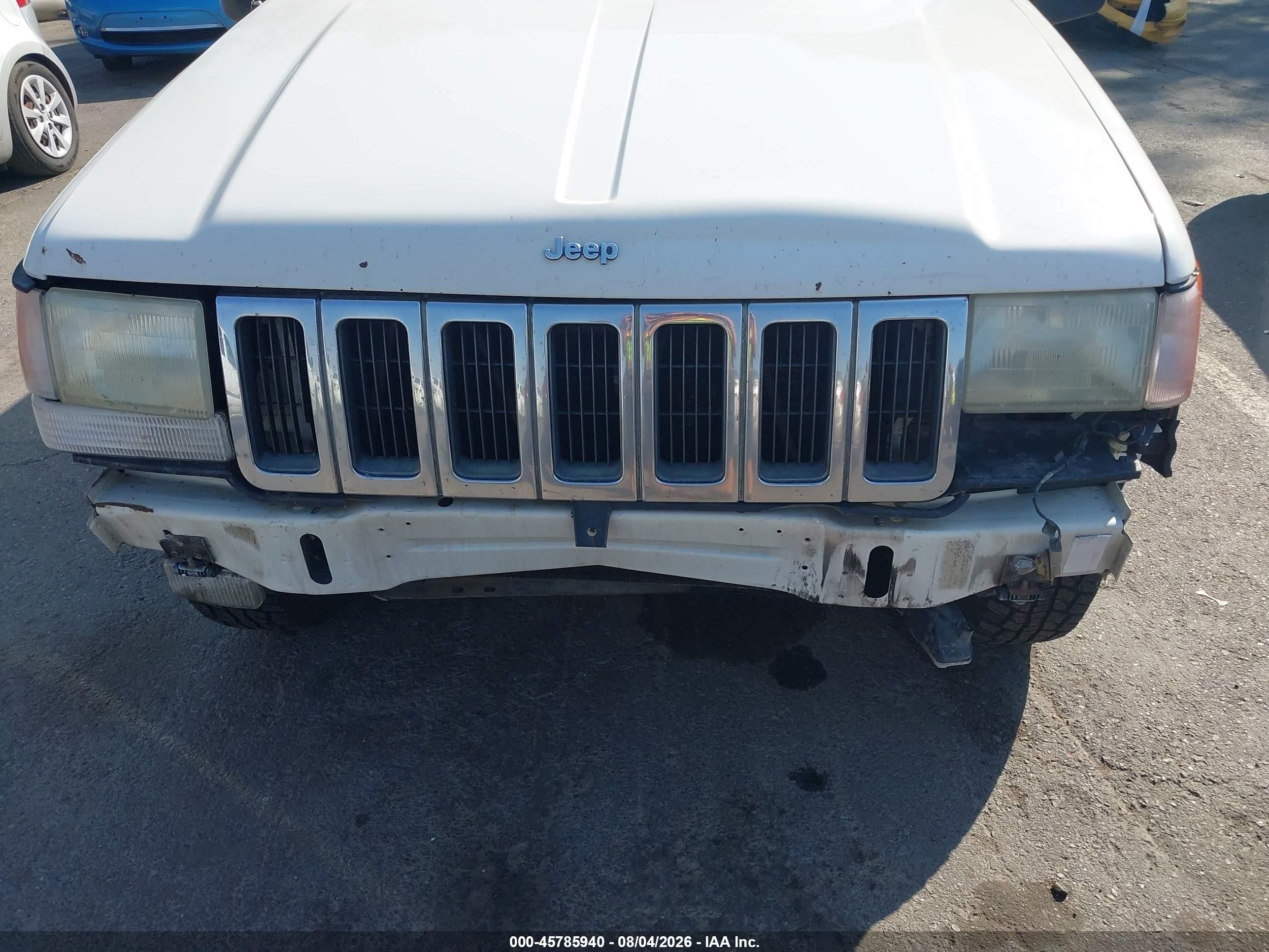 1998 Jeep Grand Cherokee Laredo White vin: 1J4FX48S9WC236246