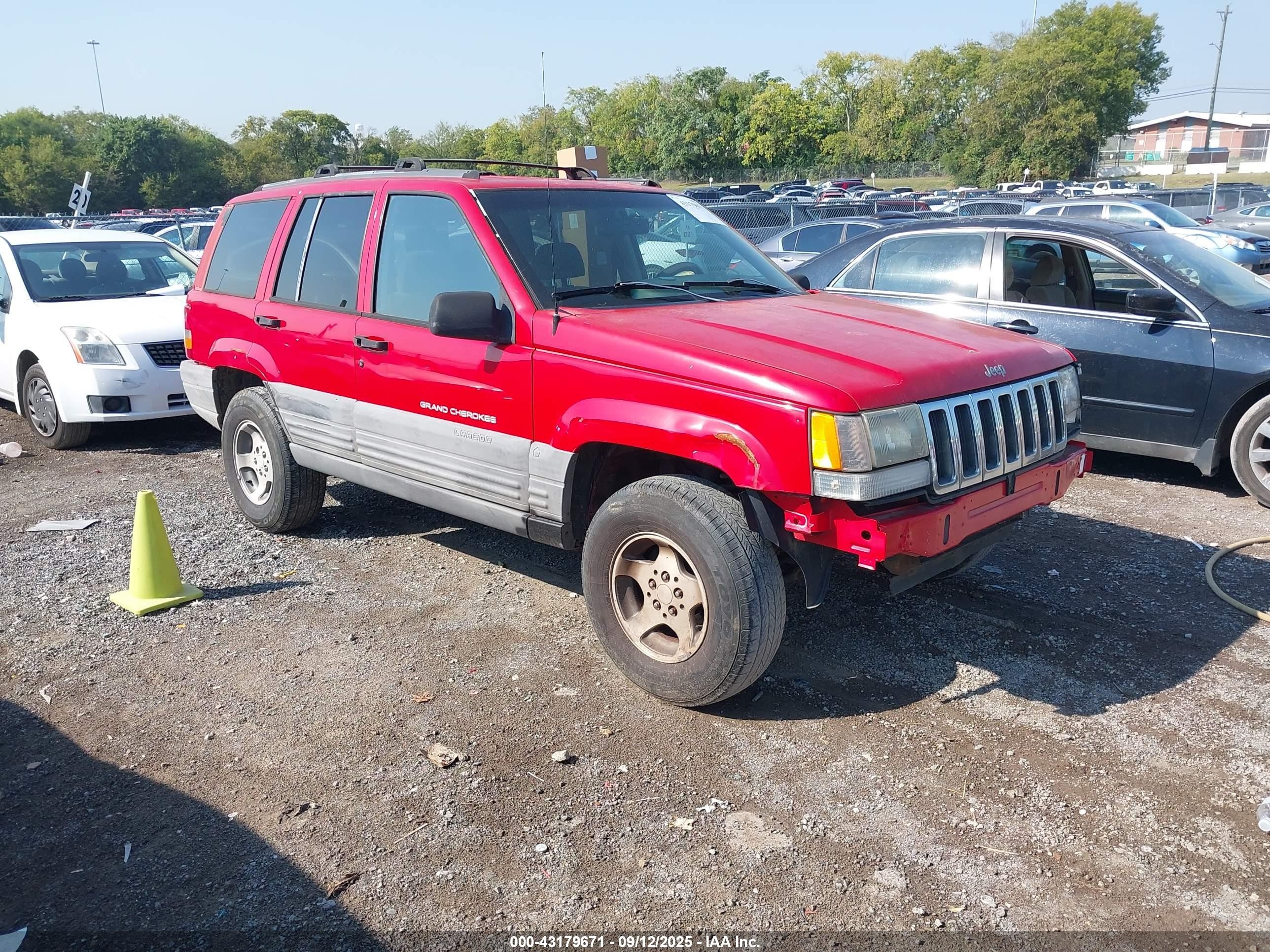 1J4FX58S0WC200824