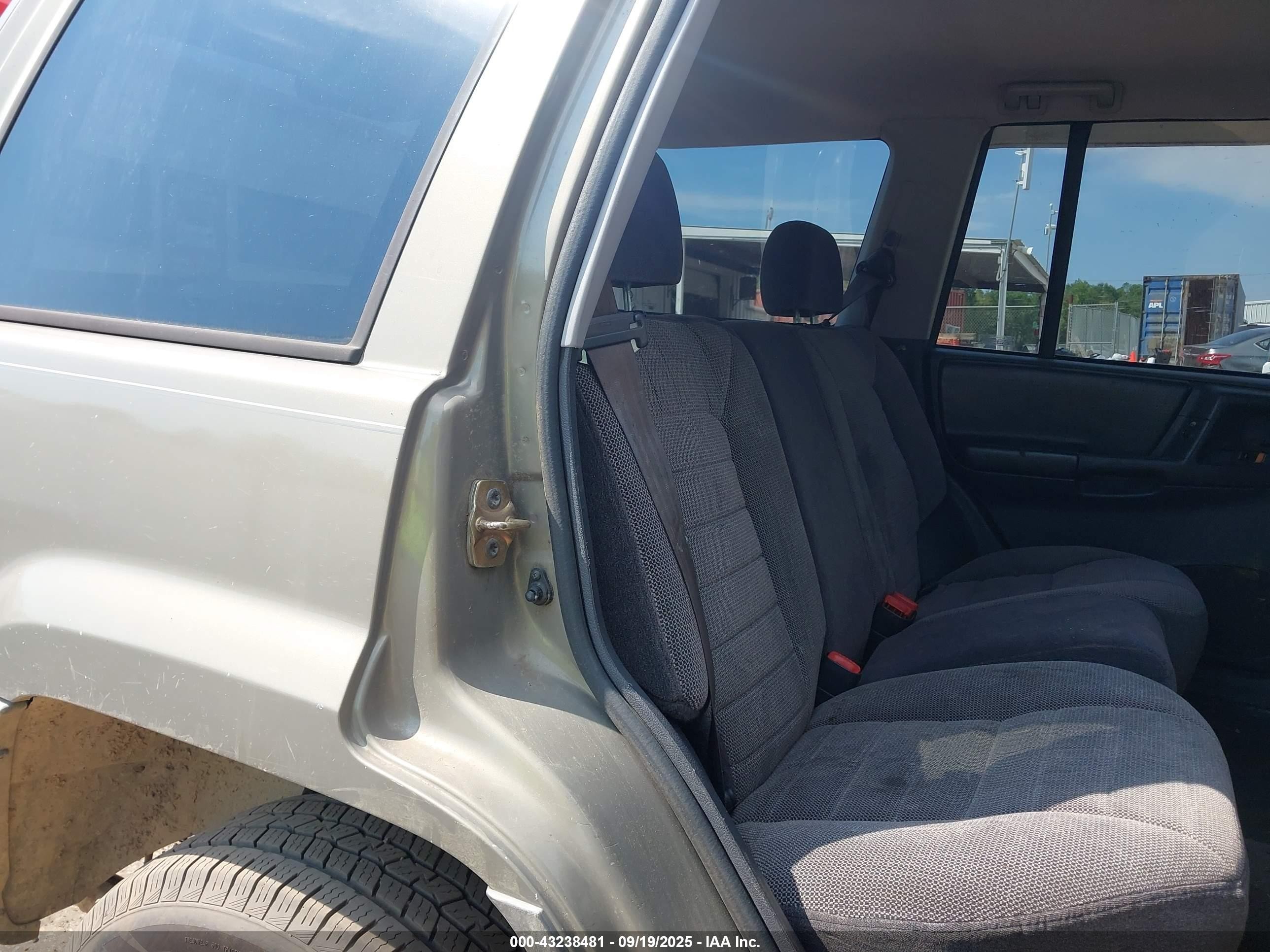 1996 Jeep Grand Cherokee Laredo Green vin: 1J4FX58S2TC398351