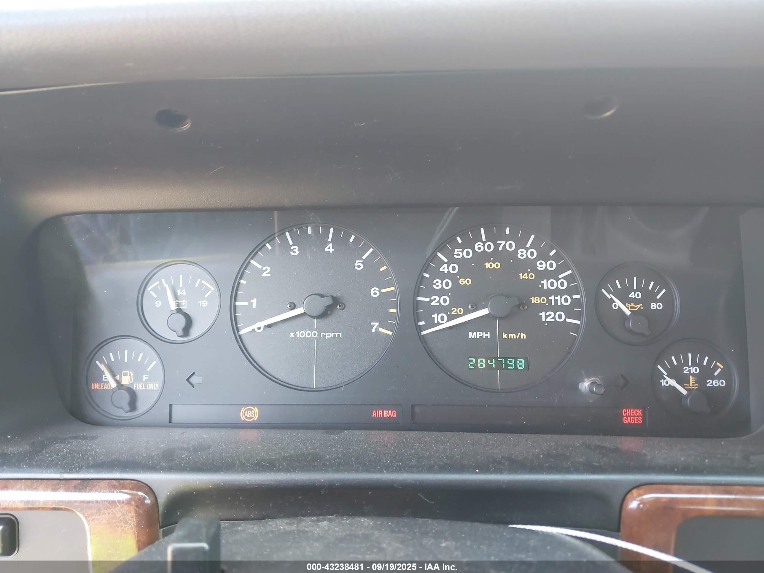 1996 Jeep Grand Cherokee Laredo Green vin: 1J4FX58S2TC398351