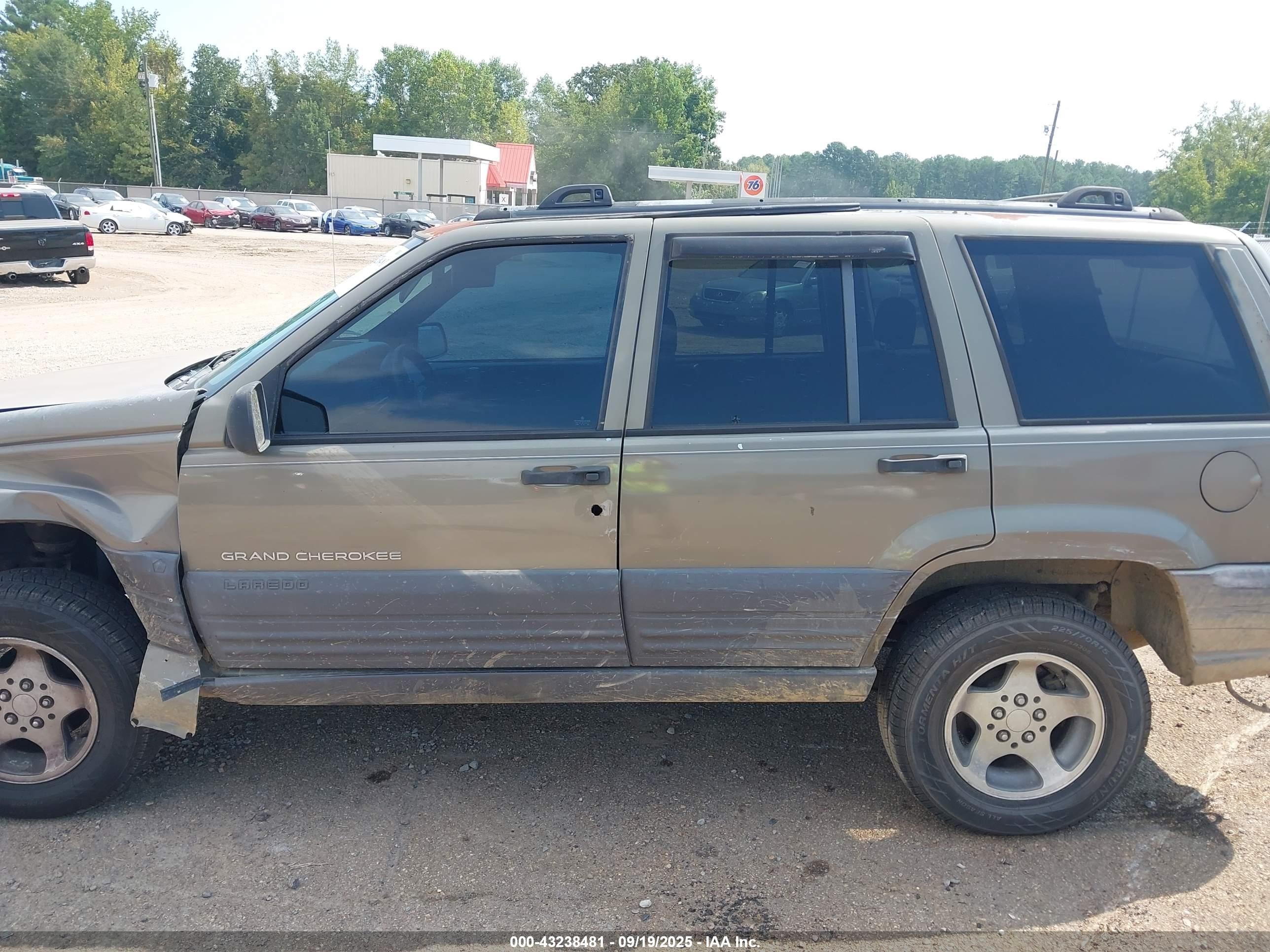 1996 Jeep Grand Cherokee Laredo Green vin: 1J4FX58S2TC398351