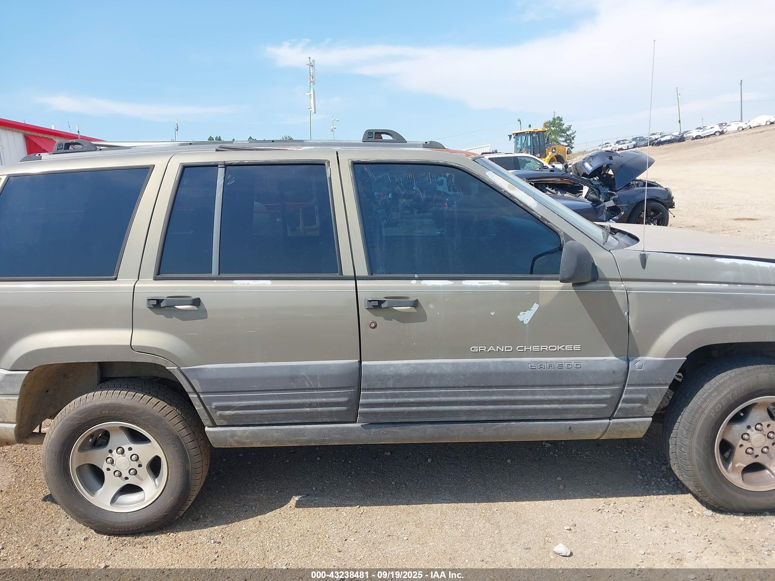 1996 Jeep Grand Cherokee Laredo Green vin: 1J4FX58S2TC398351