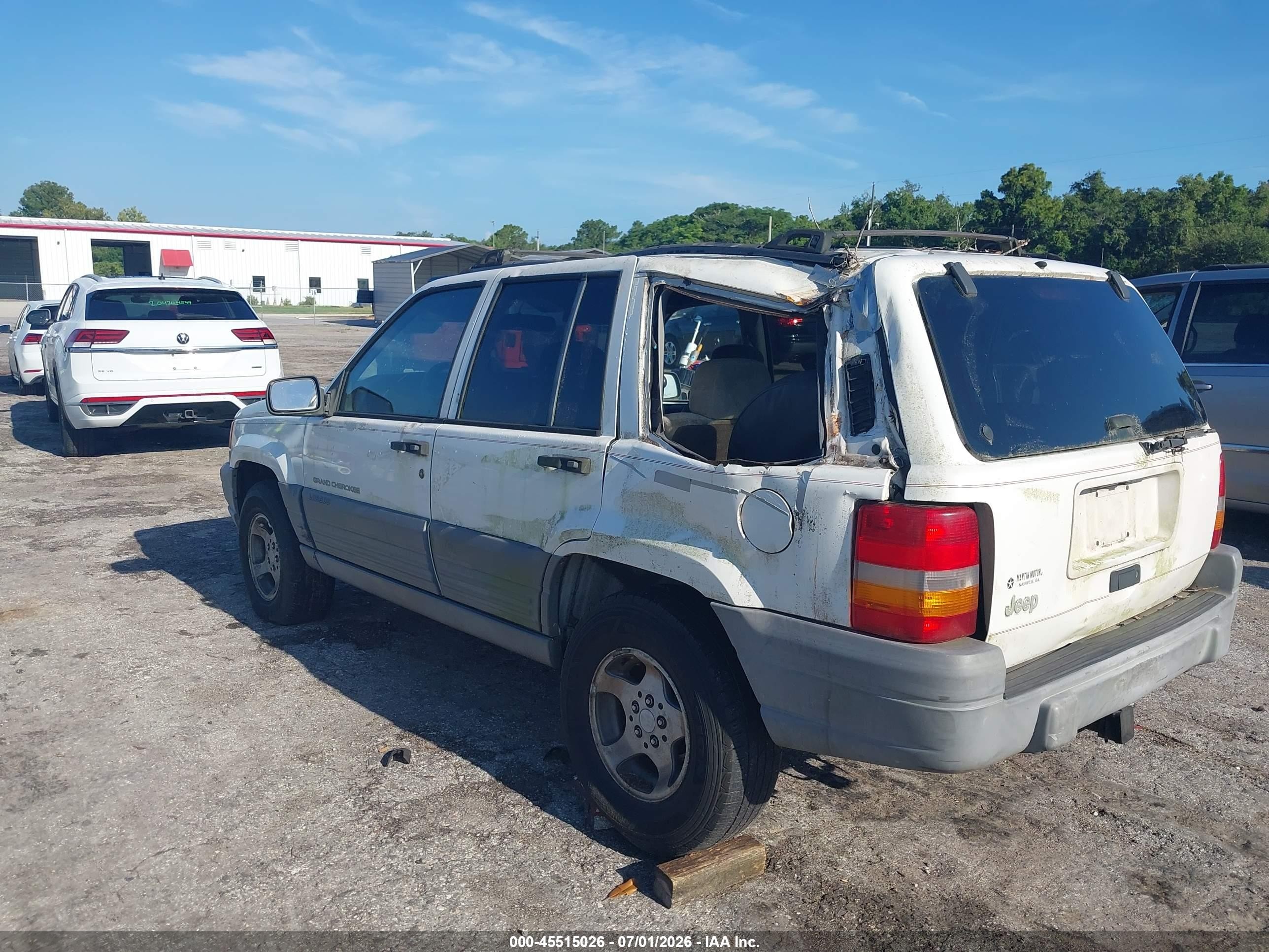 1997 Jeep Grand Cherokee Laredo/tsi White vin: 1J4FX58S2VC730906