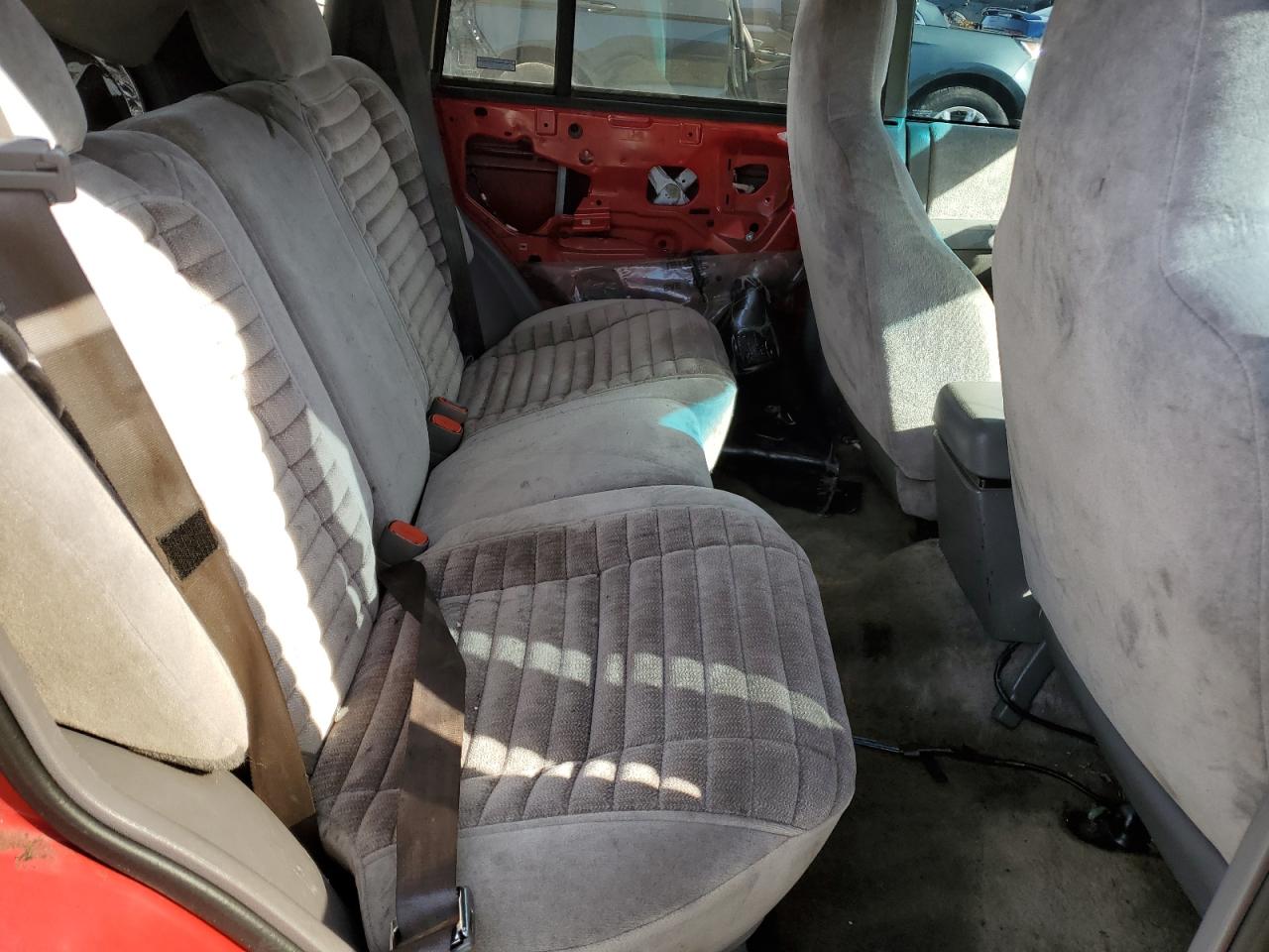 1994 Jeep Grand Cherokee Laredo Красный vin: 1J4FX58S5RC178260