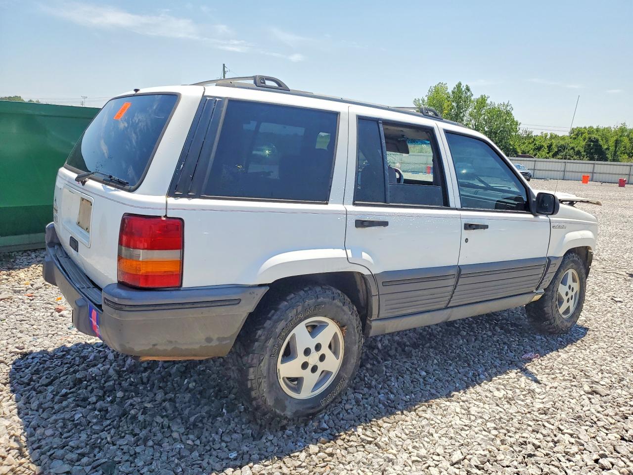 1995 Jeep Grand Cherokee Laredo White vin: 1J4FX58S5SC640032