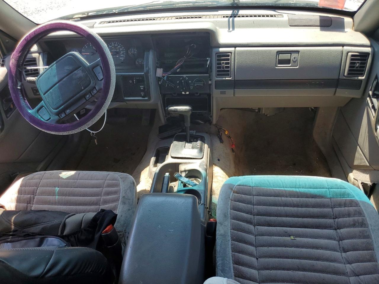 1995 Jeep Grand Cherokee Laredo White vin: 1J4FX58S5SC640032