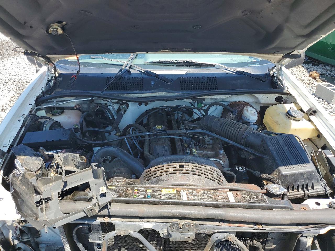 1995 Jeep Grand Cherokee Laredo White vin: 1J4FX58S5SC640032
