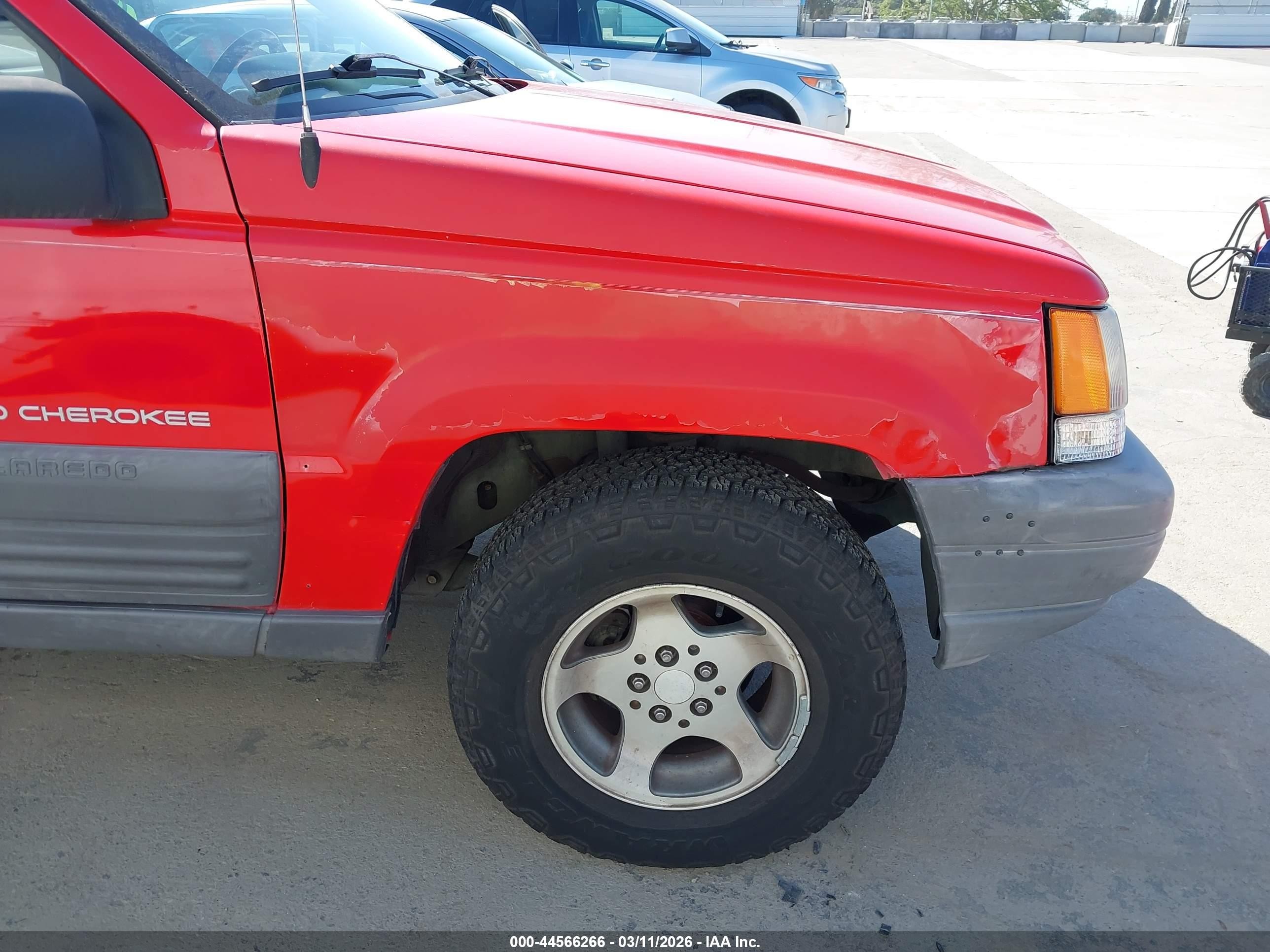 1996 Jeep Grand Cherokee Laredo Red vin: 1J4FX58S5TC339665