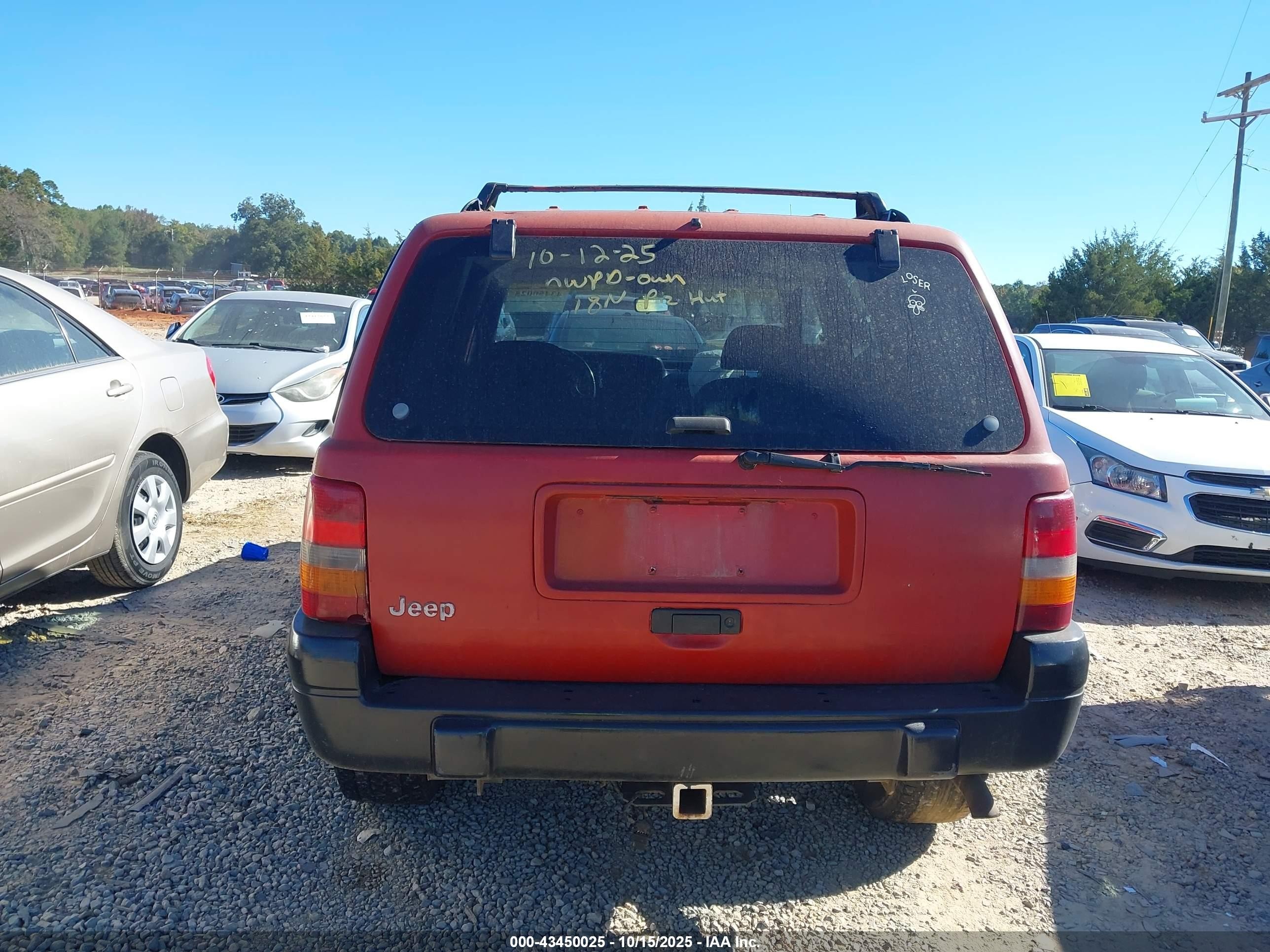 1996 Jeep Grand Cherokee Laredo Red vin: 1J4FX58S5TC397274