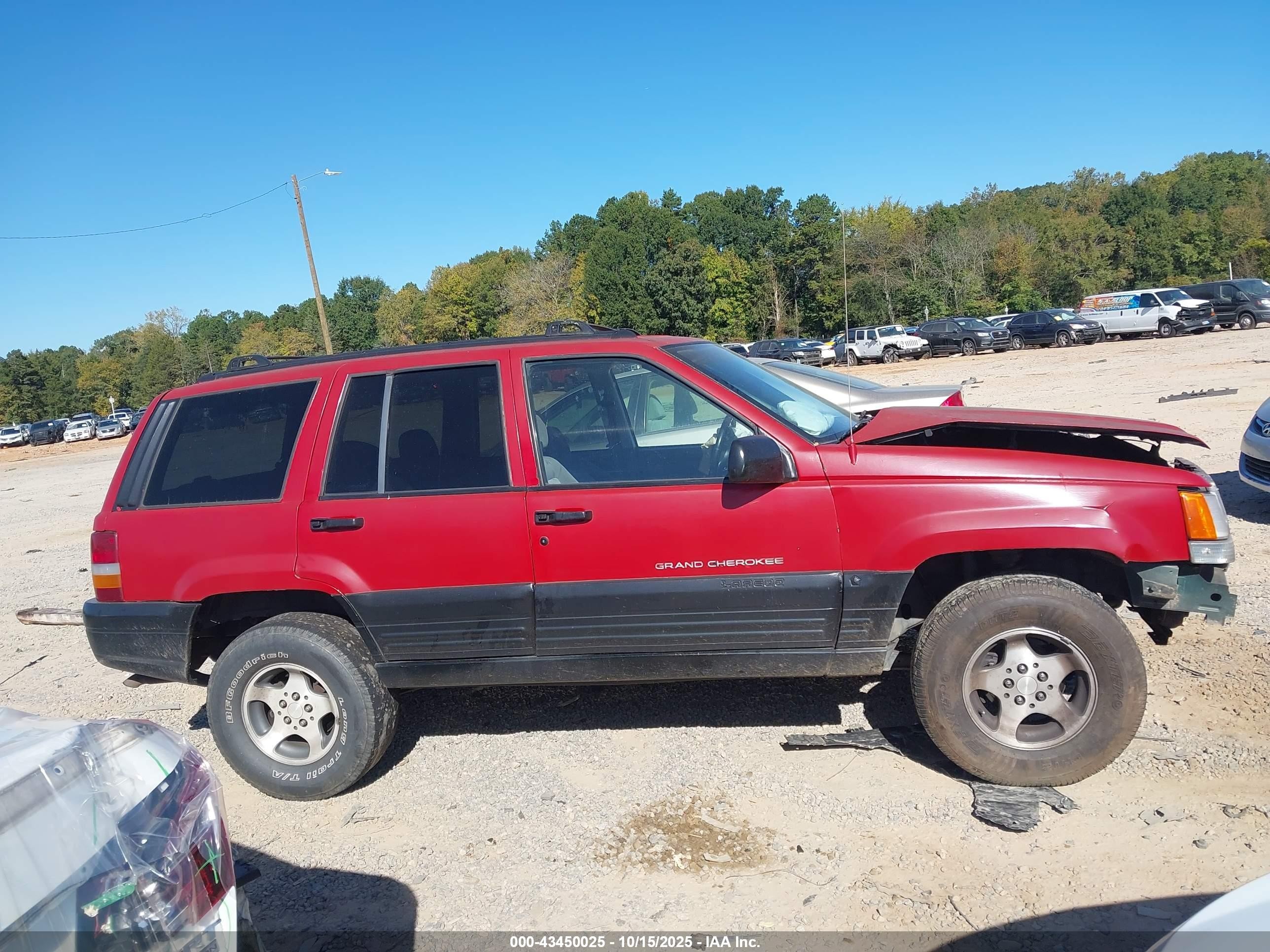 1996 Jeep Grand Cherokee Laredo Red vin: 1J4FX58S5TC397274