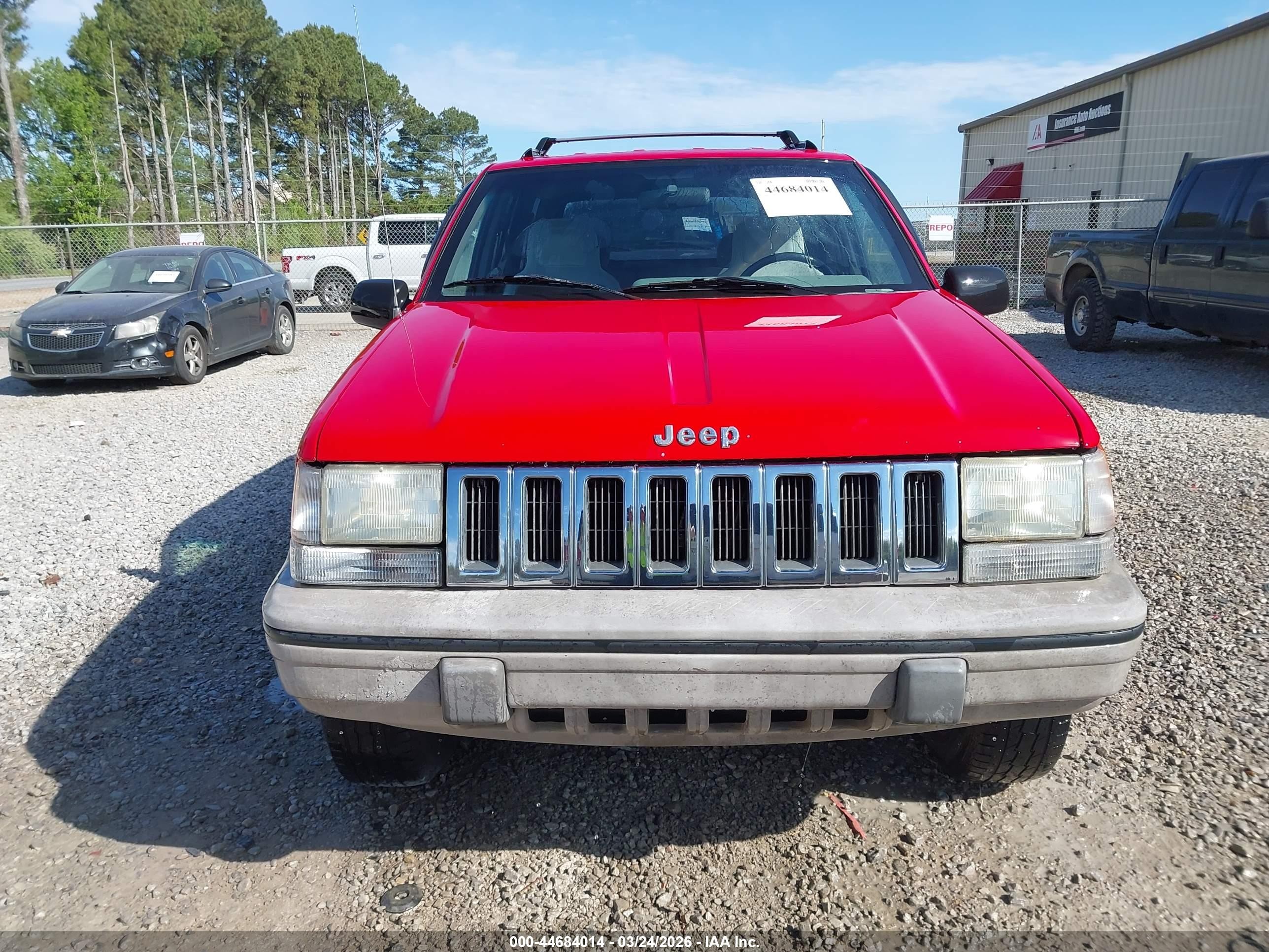 1995 Jeep Grand Cherokee Laredo Red vin: 1J4FX58S6SC680166