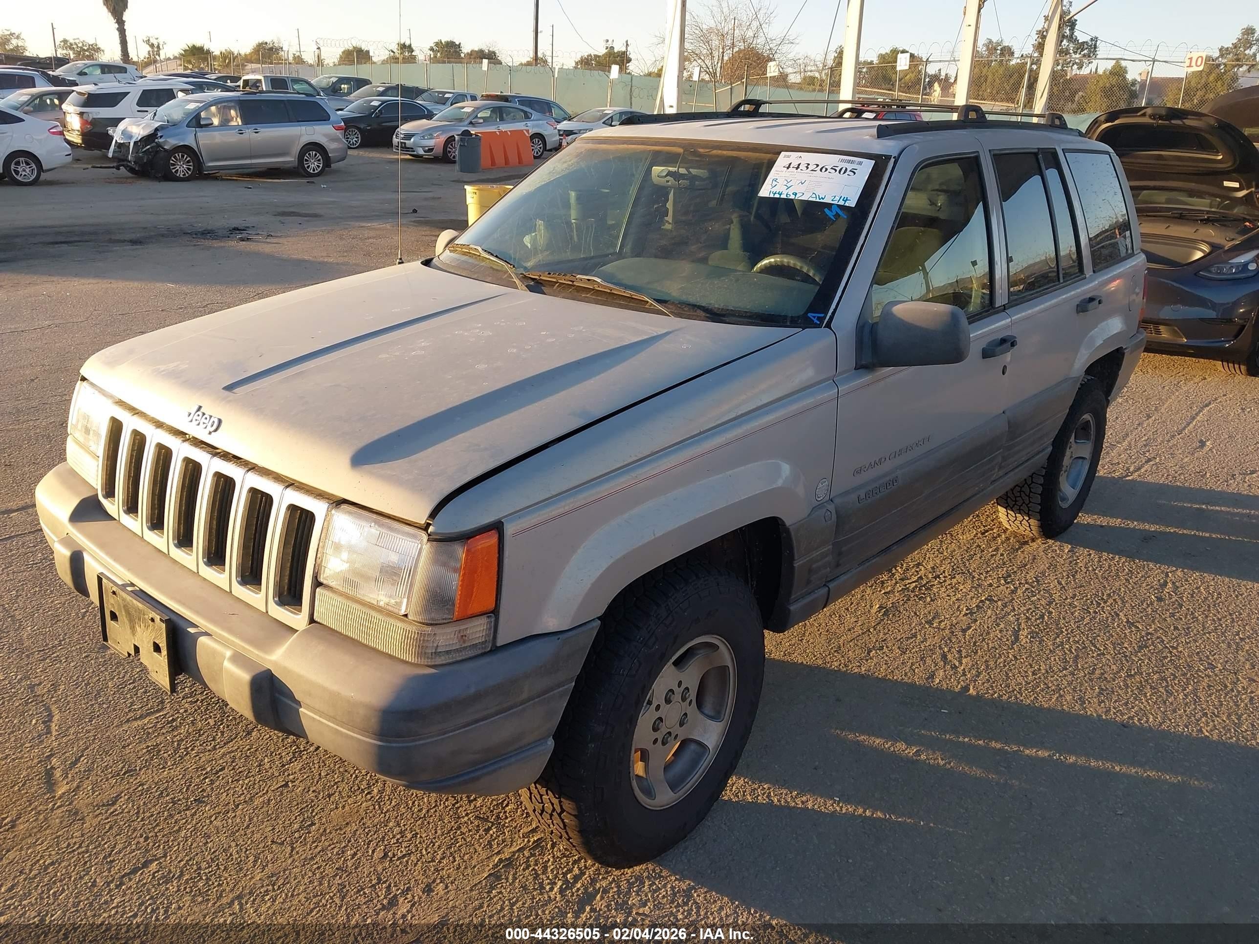1996 Jeep Grand Cherokee Laredo Tan vin: 1J4FX58S6TC359326