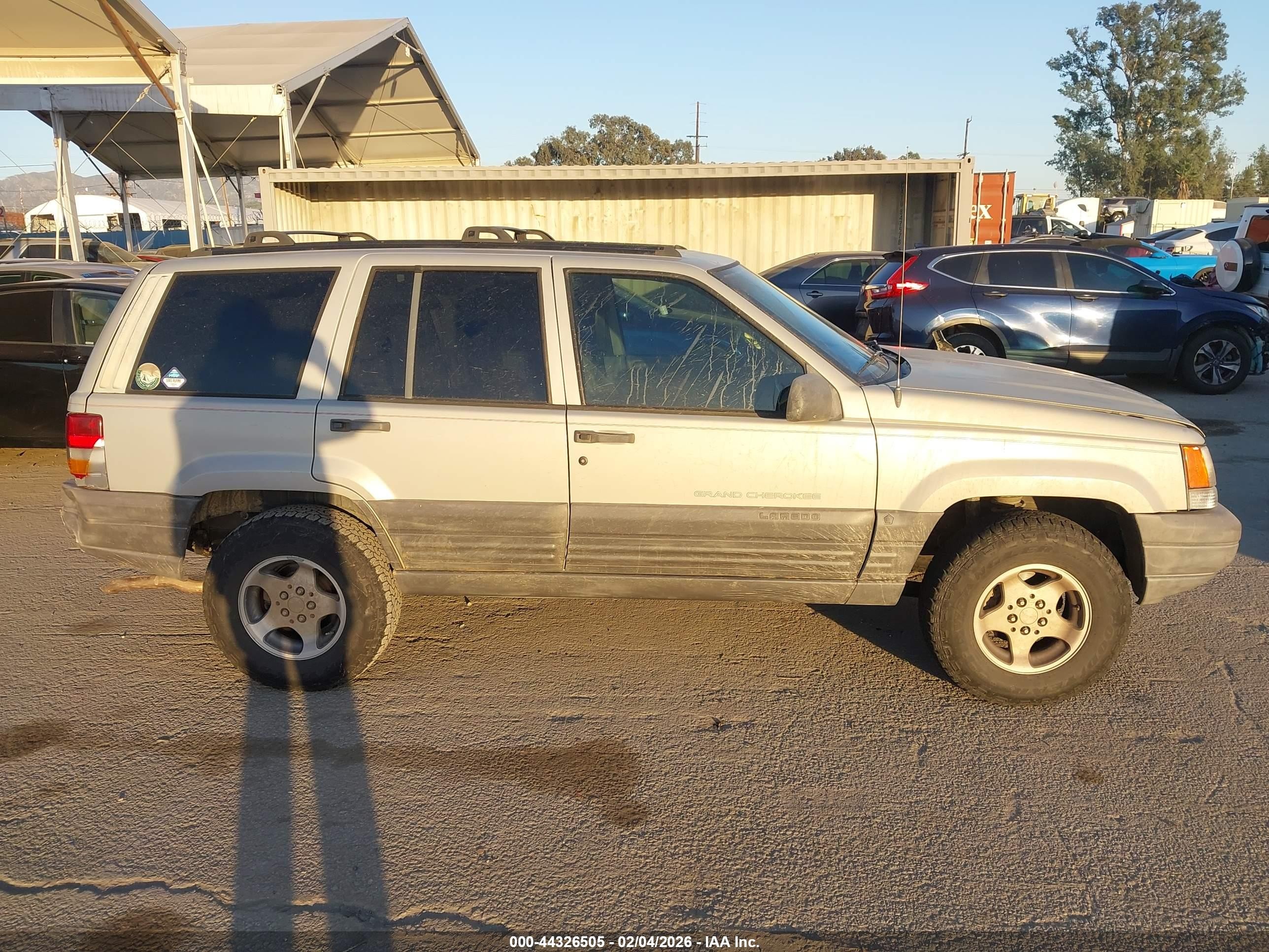 1996 Jeep Grand Cherokee Laredo Tan vin: 1J4FX58S6TC359326