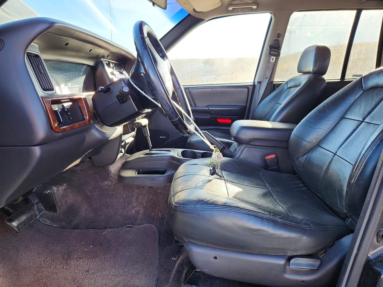 1996 Jeep Grand Cherokee Laredo Black vin: 1J4FX58SXTC304247