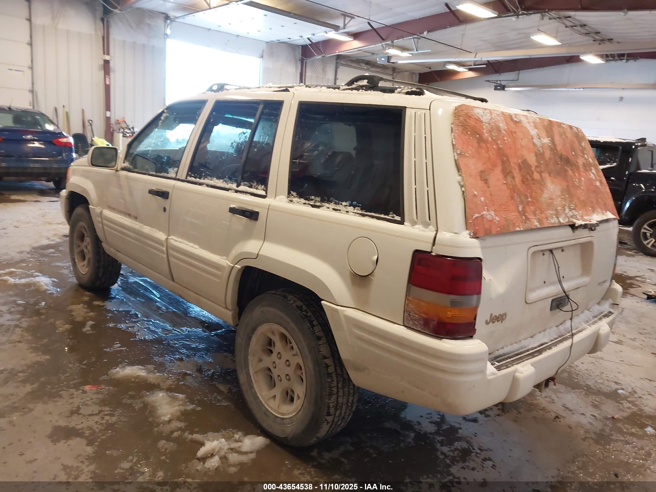 1996 Jeep Grand Cherokee Limited Белый vin: 1J4FX78S8TC389083