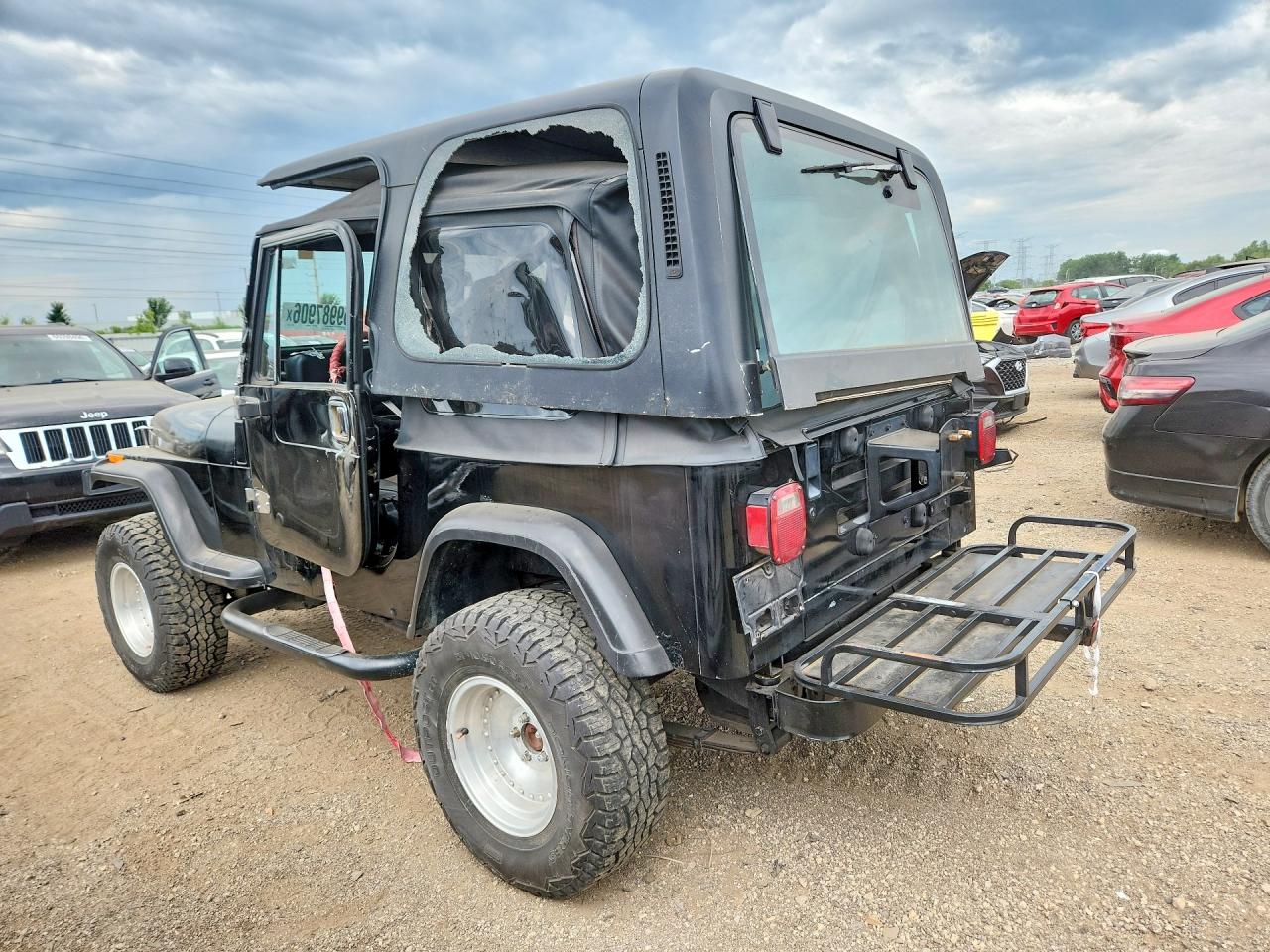 1993 Jeep Wrangler / Yj S Black vin: 1J4FY19P0PP215768