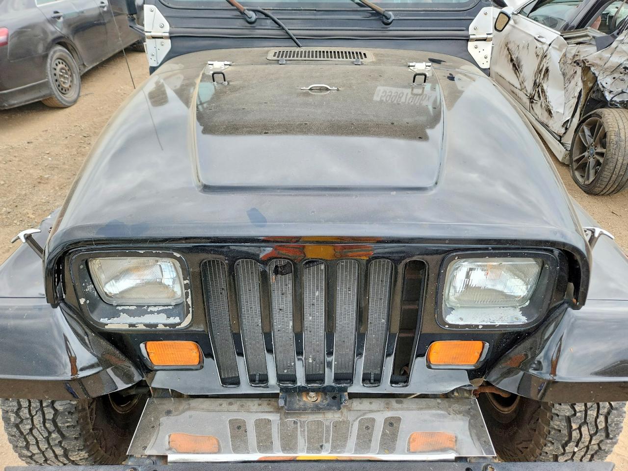 1993 Jeep Wrangler / Yj S Black vin: 1J4FY19P0PP215768