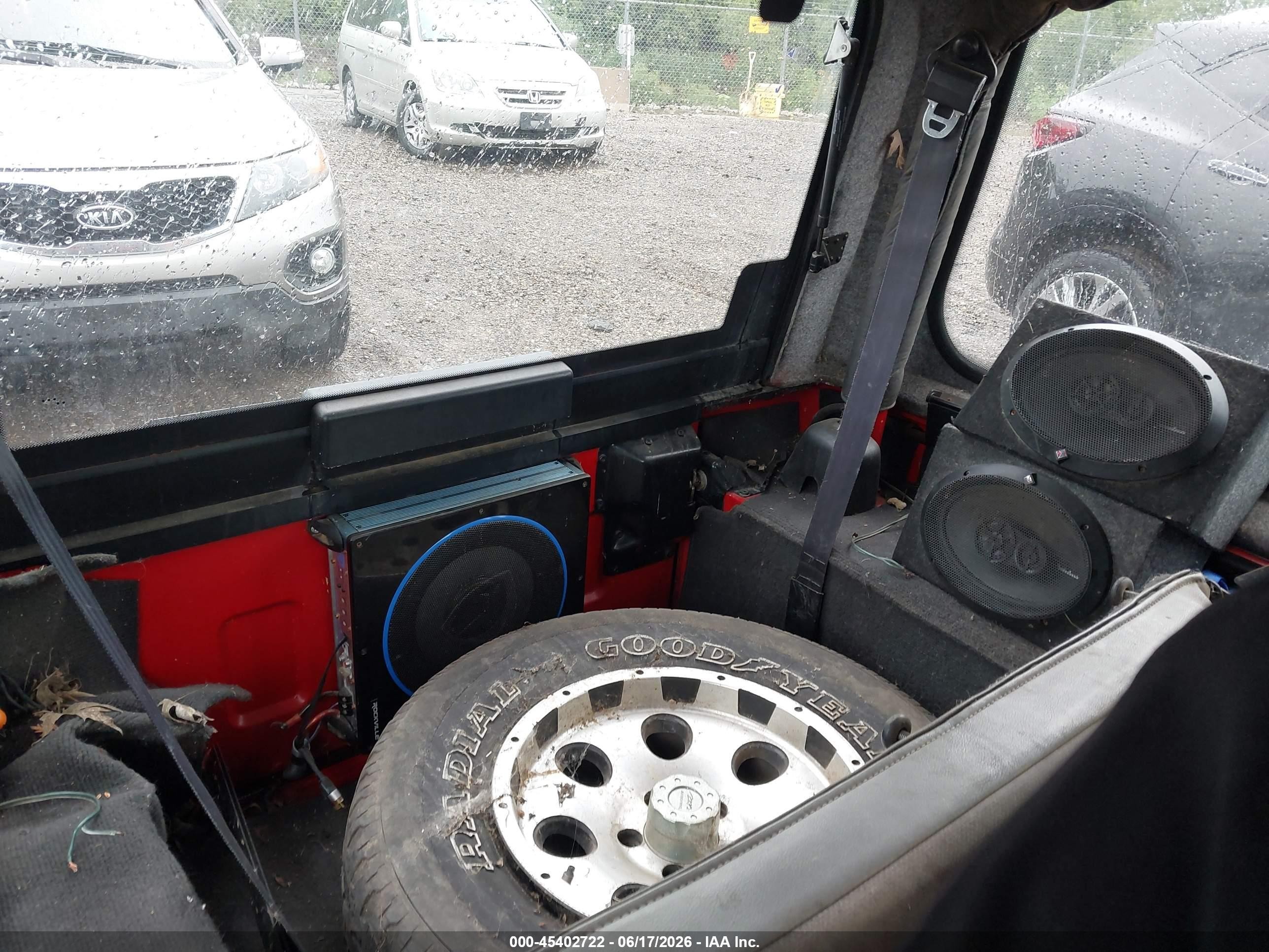 1993 Jeep Wrangler / Yj S Red vin: 1J4FY19P1PP207596