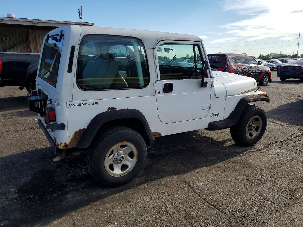1994 Jeep Wrangler / Yj S White vin: 1J4FY19P2RP407101