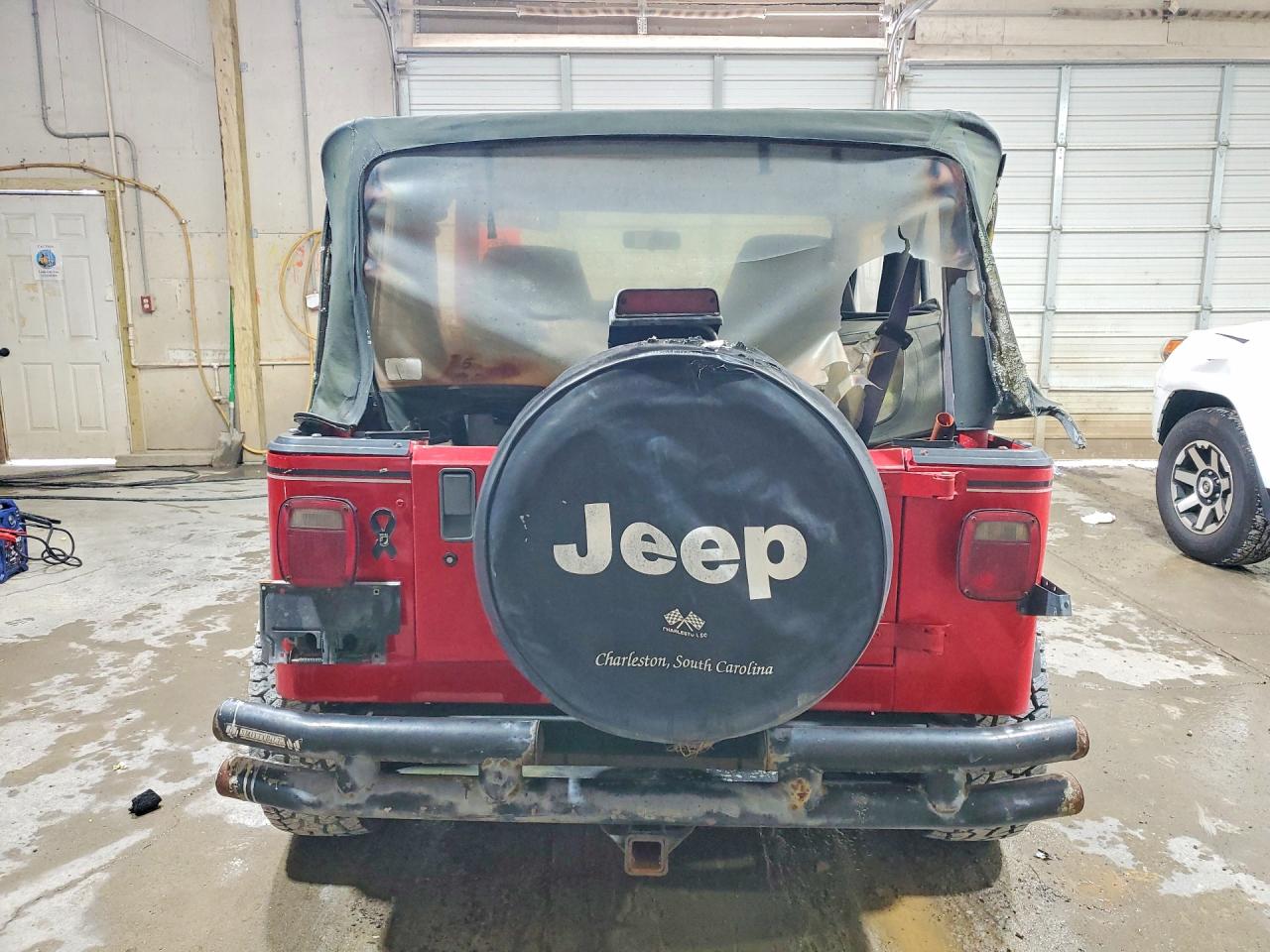 1994 Jeep Wrangler / Yj S Red vin: 1J4FY19P2RP410788