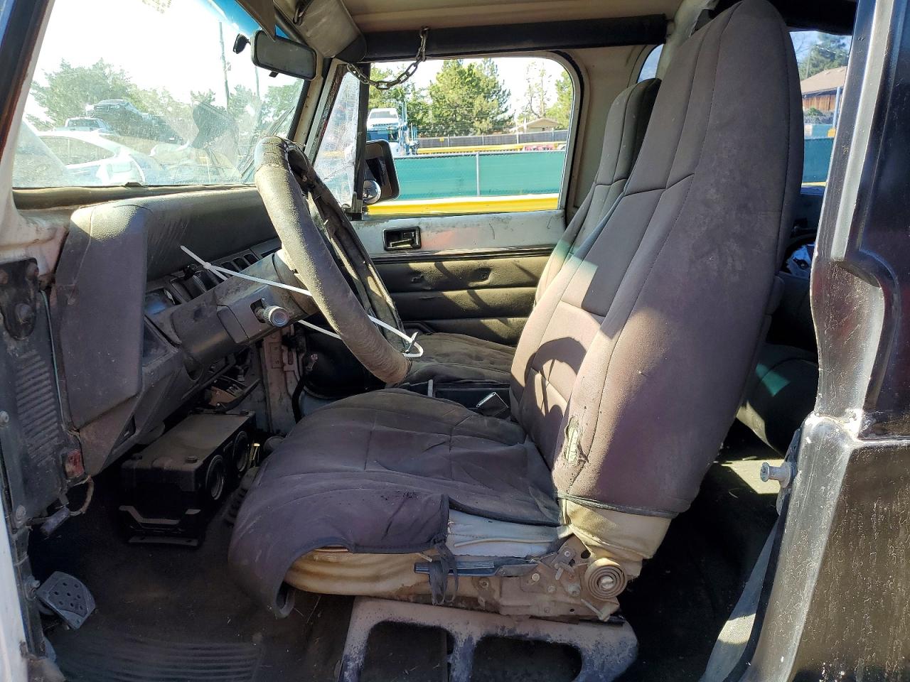 1994 Jeep Wrangler / Yj S Black vin: 1J4FY19P3RP421489