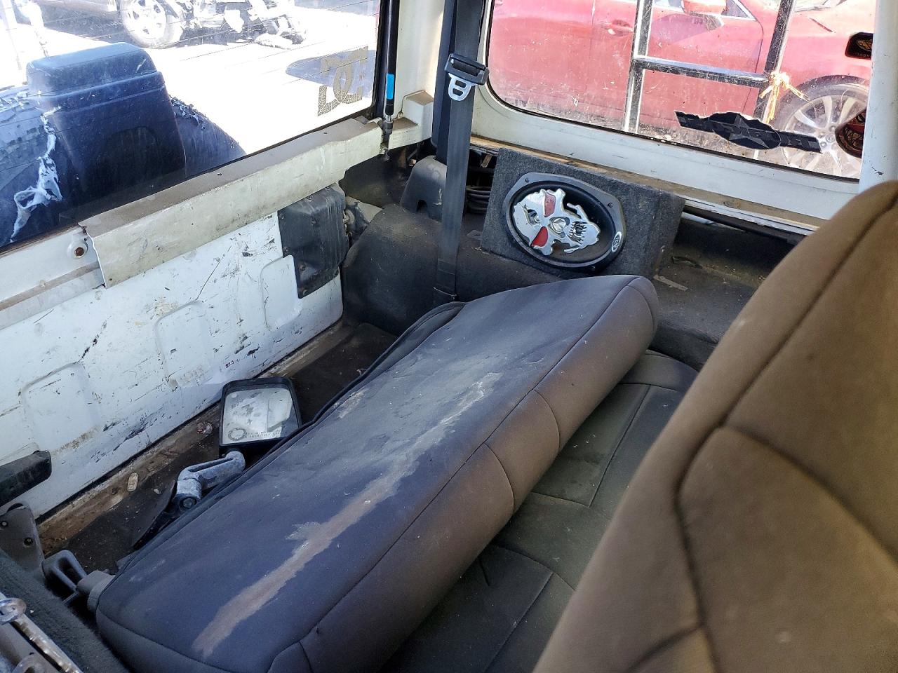1994 Jeep Wrangler / Yj S Black vin: 1J4FY19P3RP421489