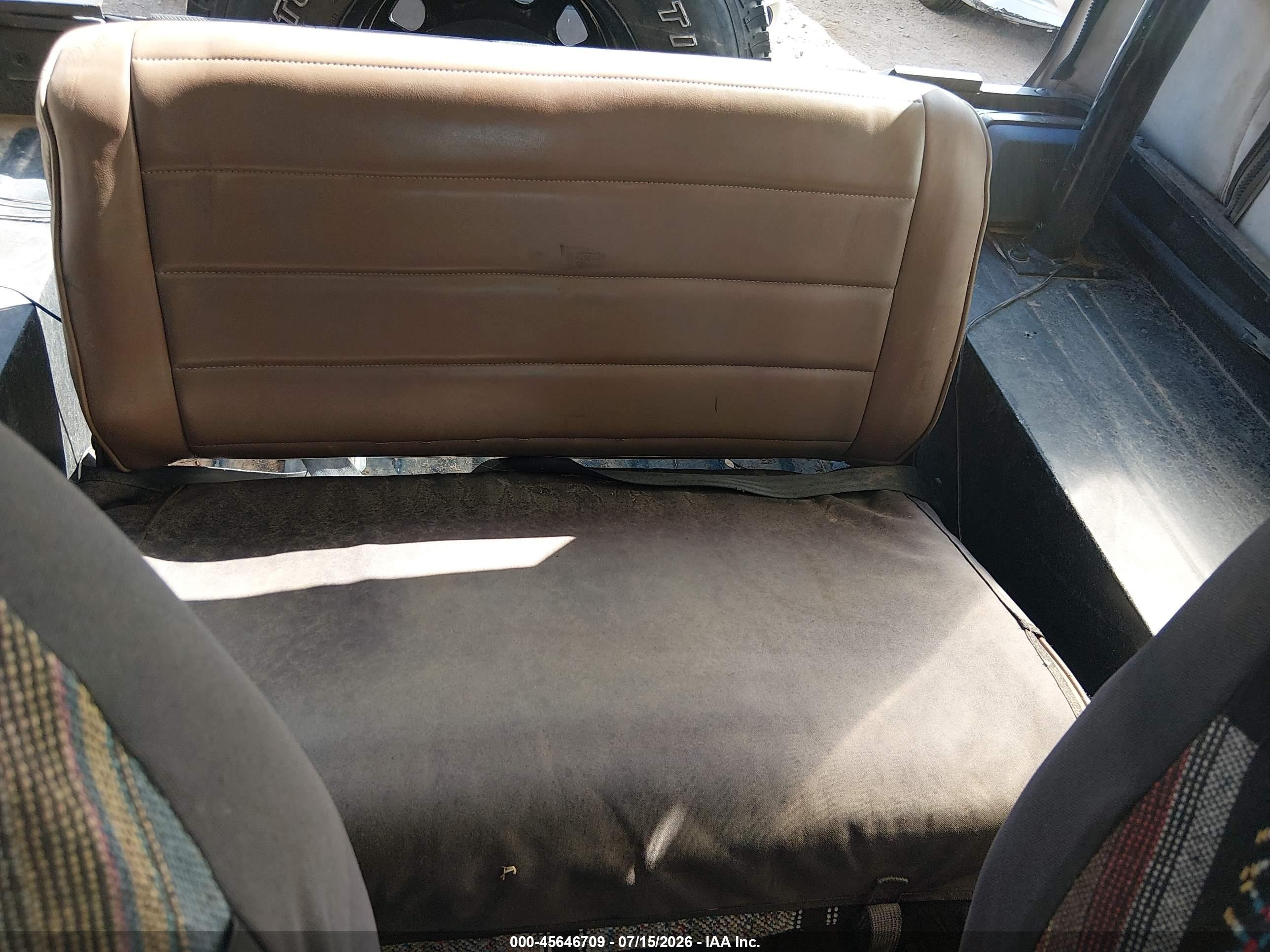 1995 Jeep Wrangler / Yj S/rio Grande Black vin: 1J4FY19P3SP200304