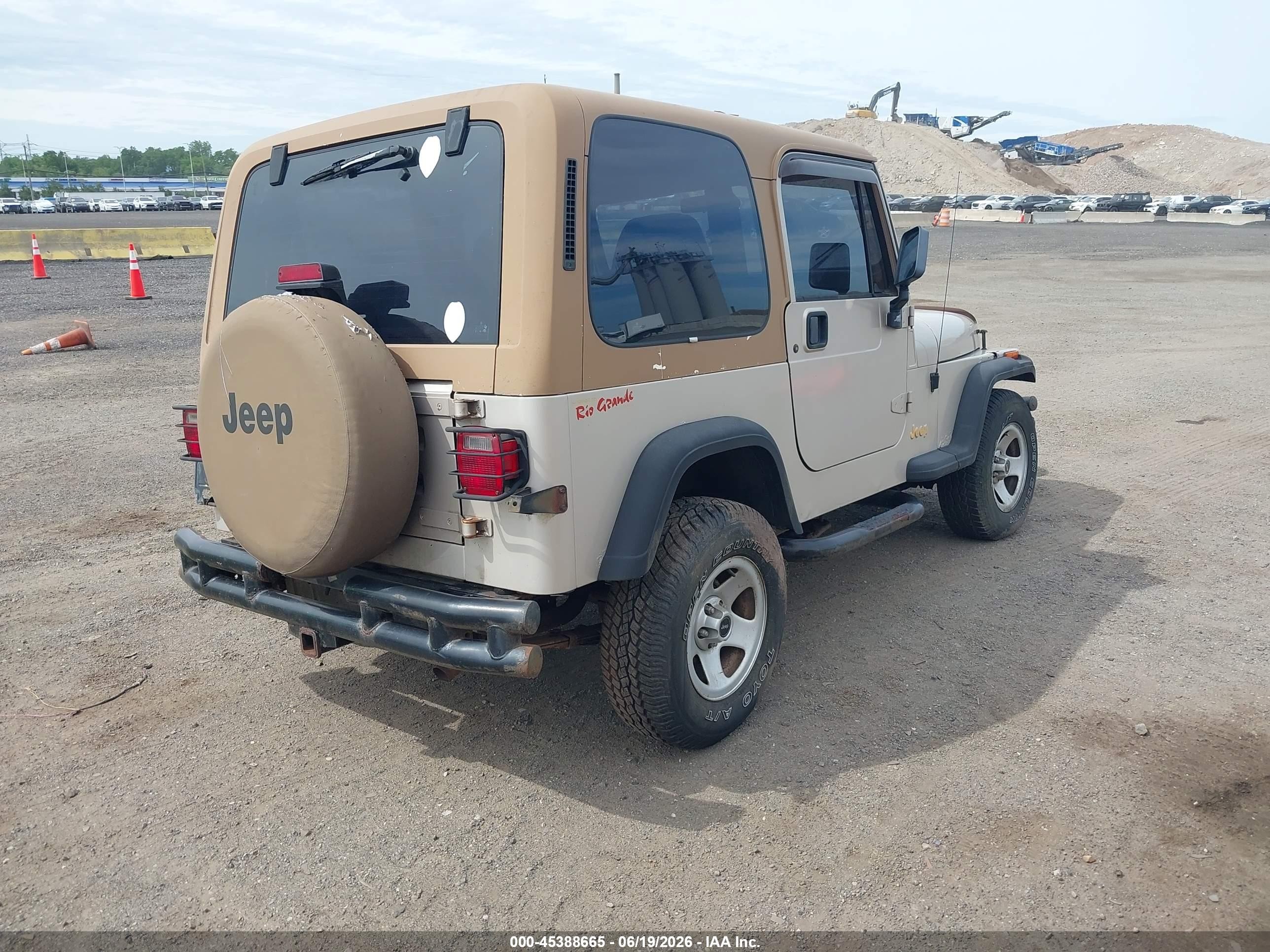 1995 Jeep Wrangler / Yj S/rio Grande Tan vin: 1J4FY19P3SP236543