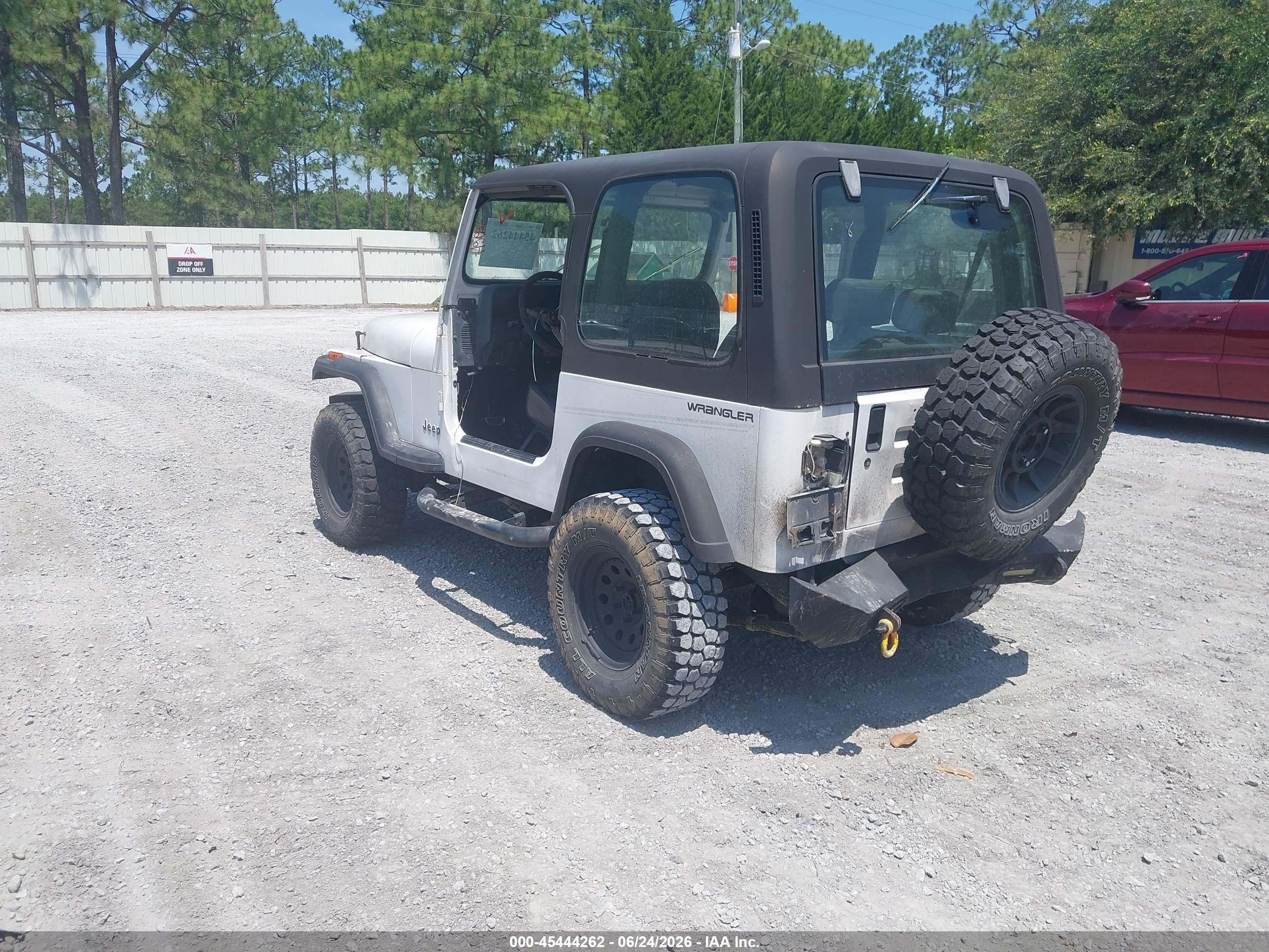 1995 Jeep Wrangler / Yj S/rio Grande White vin: 1J4FY19P3SP271664