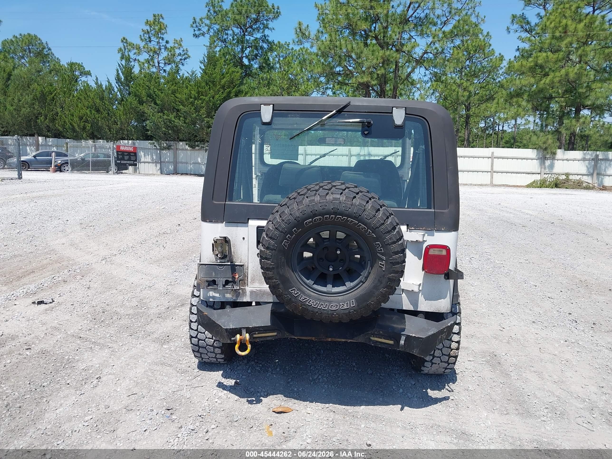 1995 Jeep Wrangler / Yj S/rio Grande White vin: 1J4FY19P3SP271664