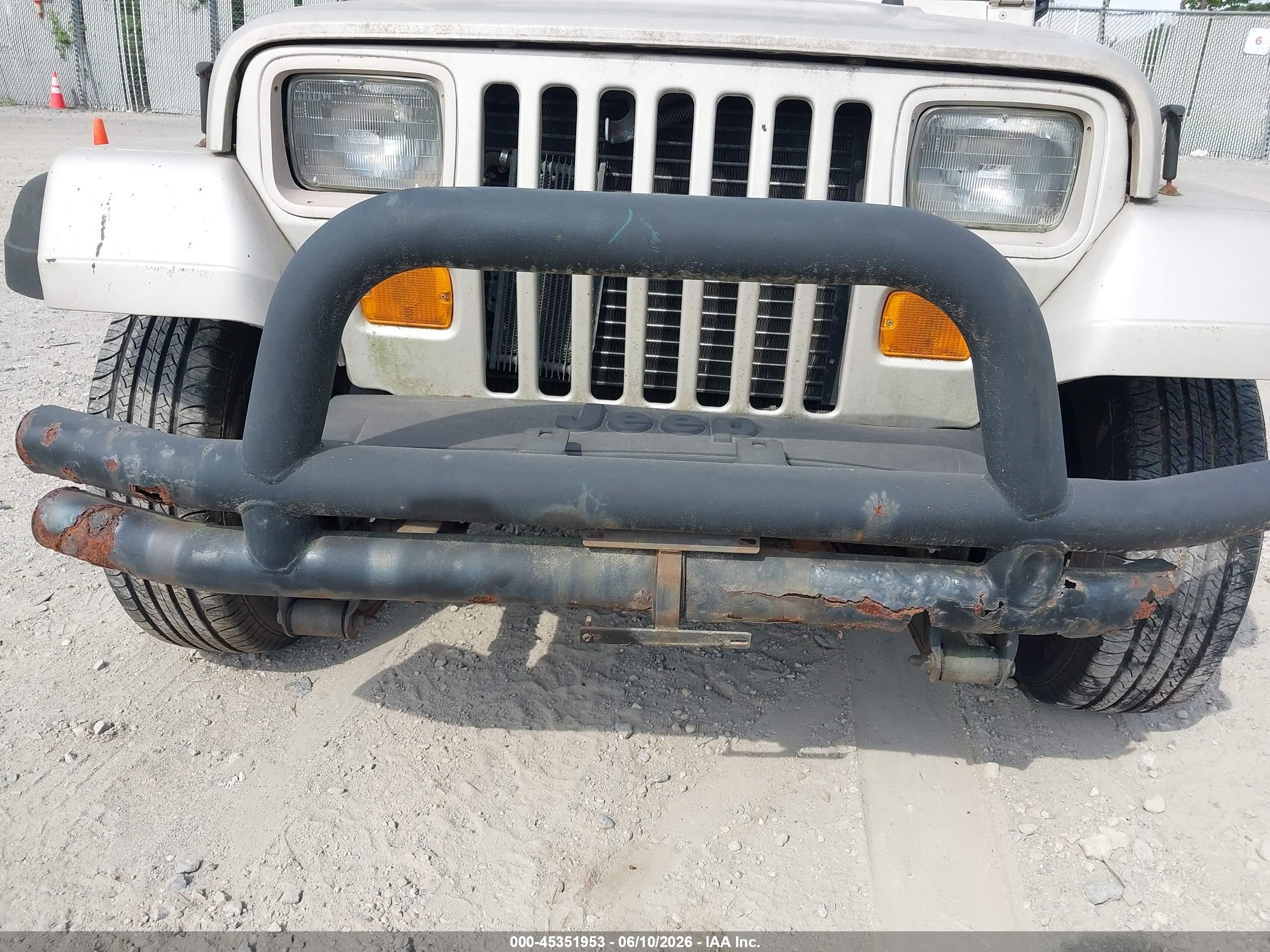 1995 Jeep Wrangler / Yj S/rio Grande Желто-коричневый vin: 1J4FY19P3SP286309