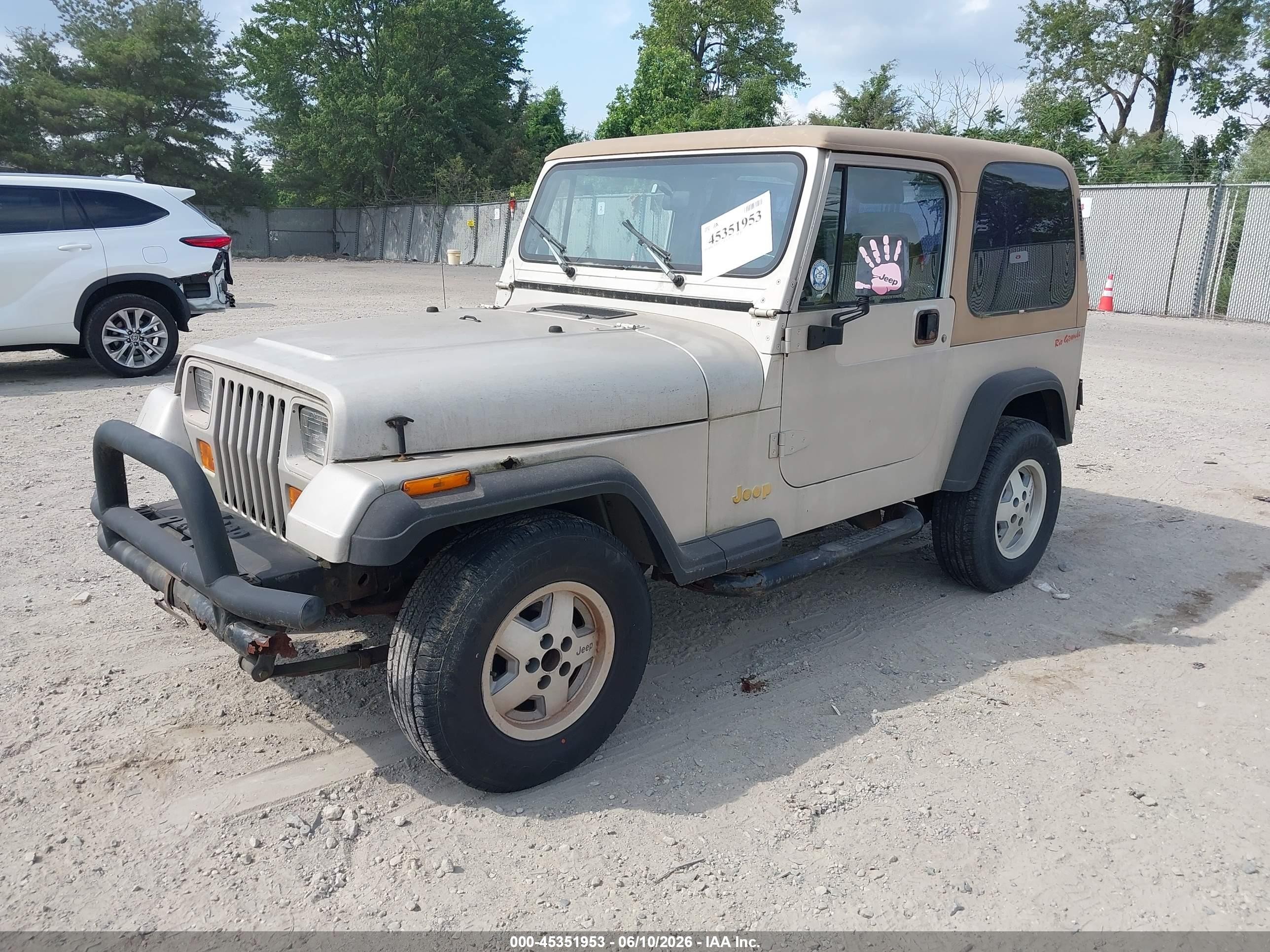 1995 Jeep Wrangler / Yj S/rio Grande Желто-коричневый vin: 1J4FY19P3SP286309