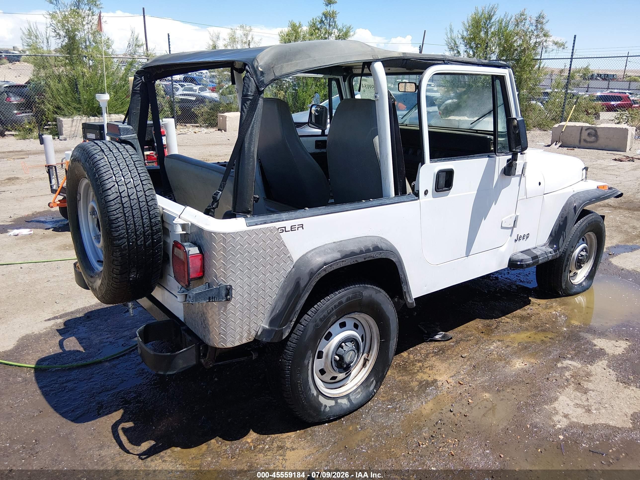 1994 Jeep Wrangler / Yj S White vin: 1J4FY19P4RP406452