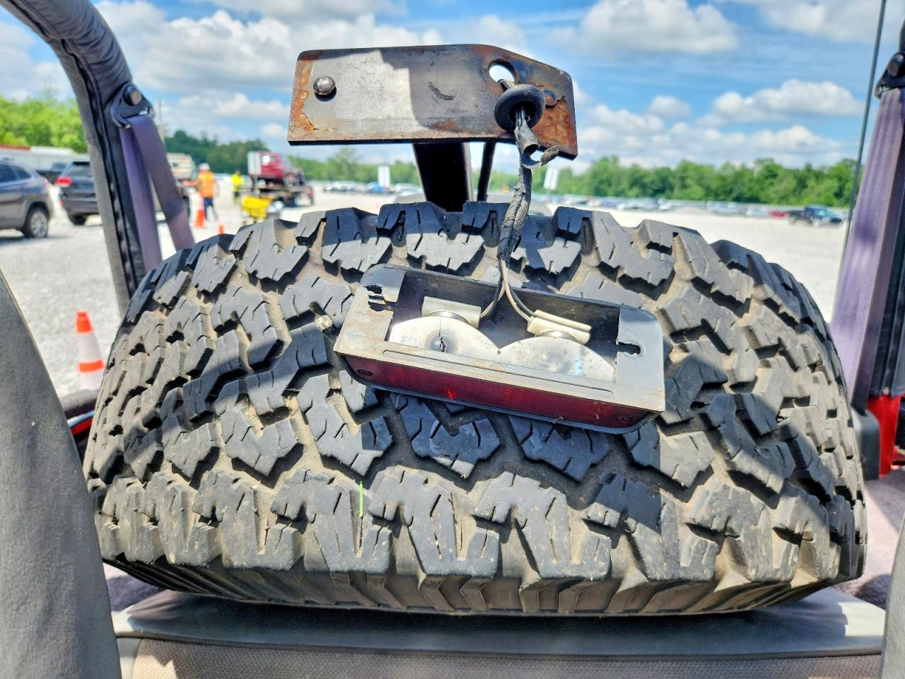 1994 Jeep Wrangler / Yj S Red vin: 1J4FY19P5RP438312