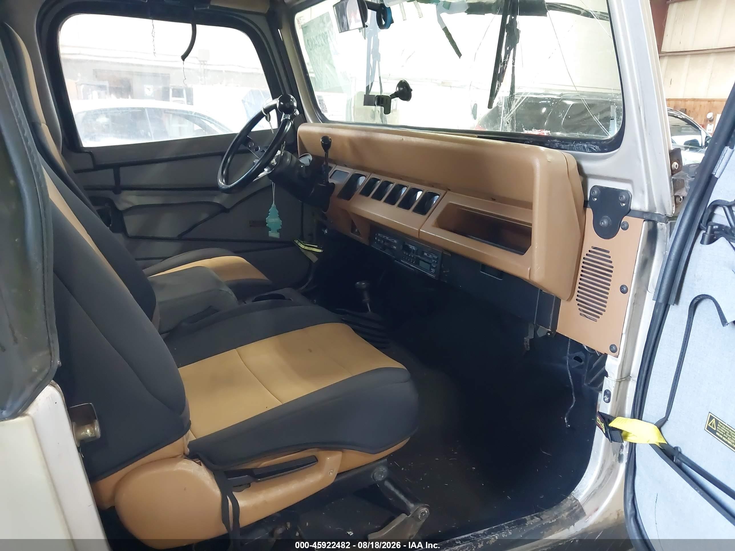 1995 Jeep Wrangler / Yj S/rio Grande Tan vin: 1J4FY19P6SP307850