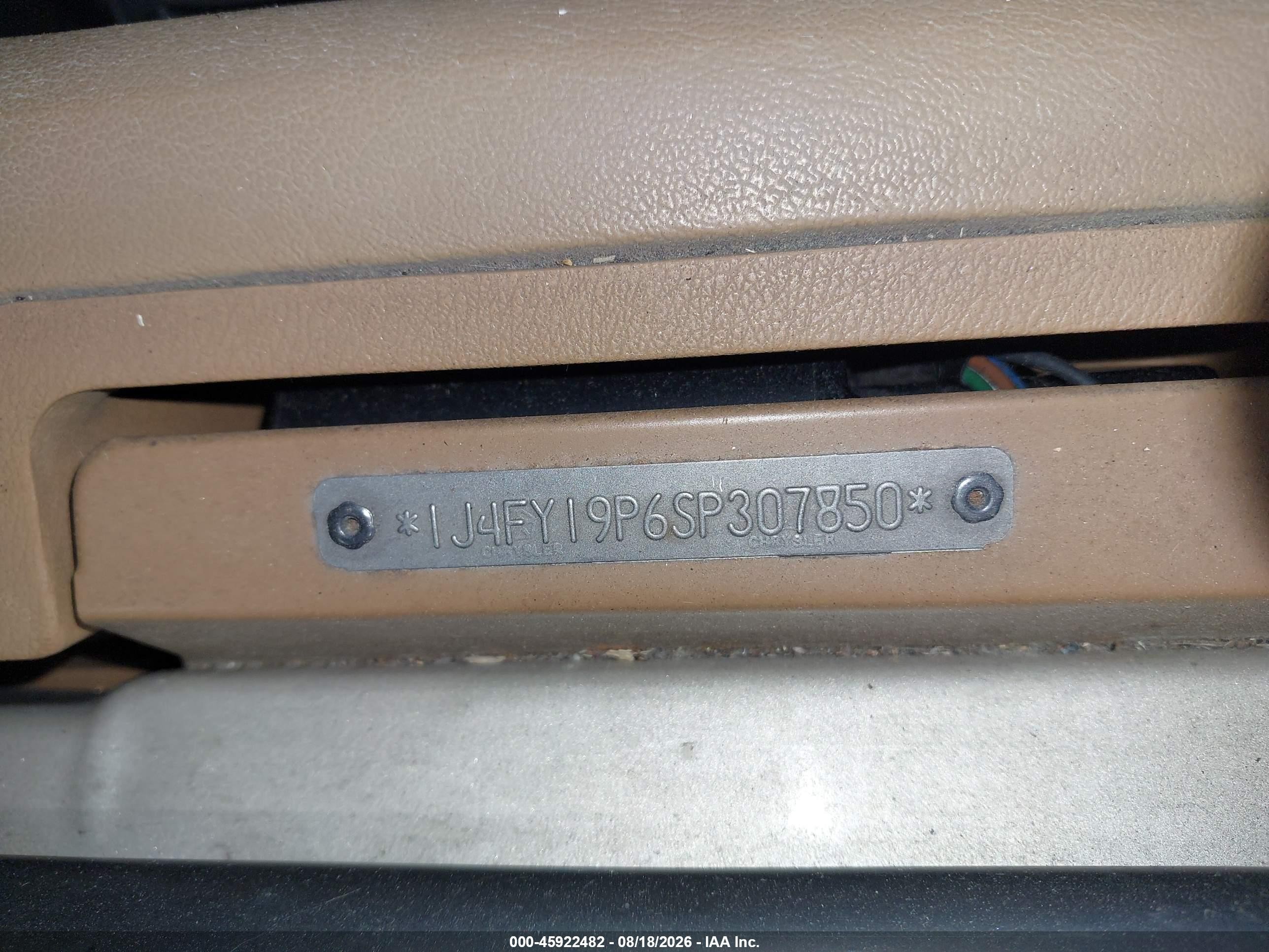 1995 Jeep Wrangler / Yj S/rio Grande Tan vin: 1J4FY19P6SP307850