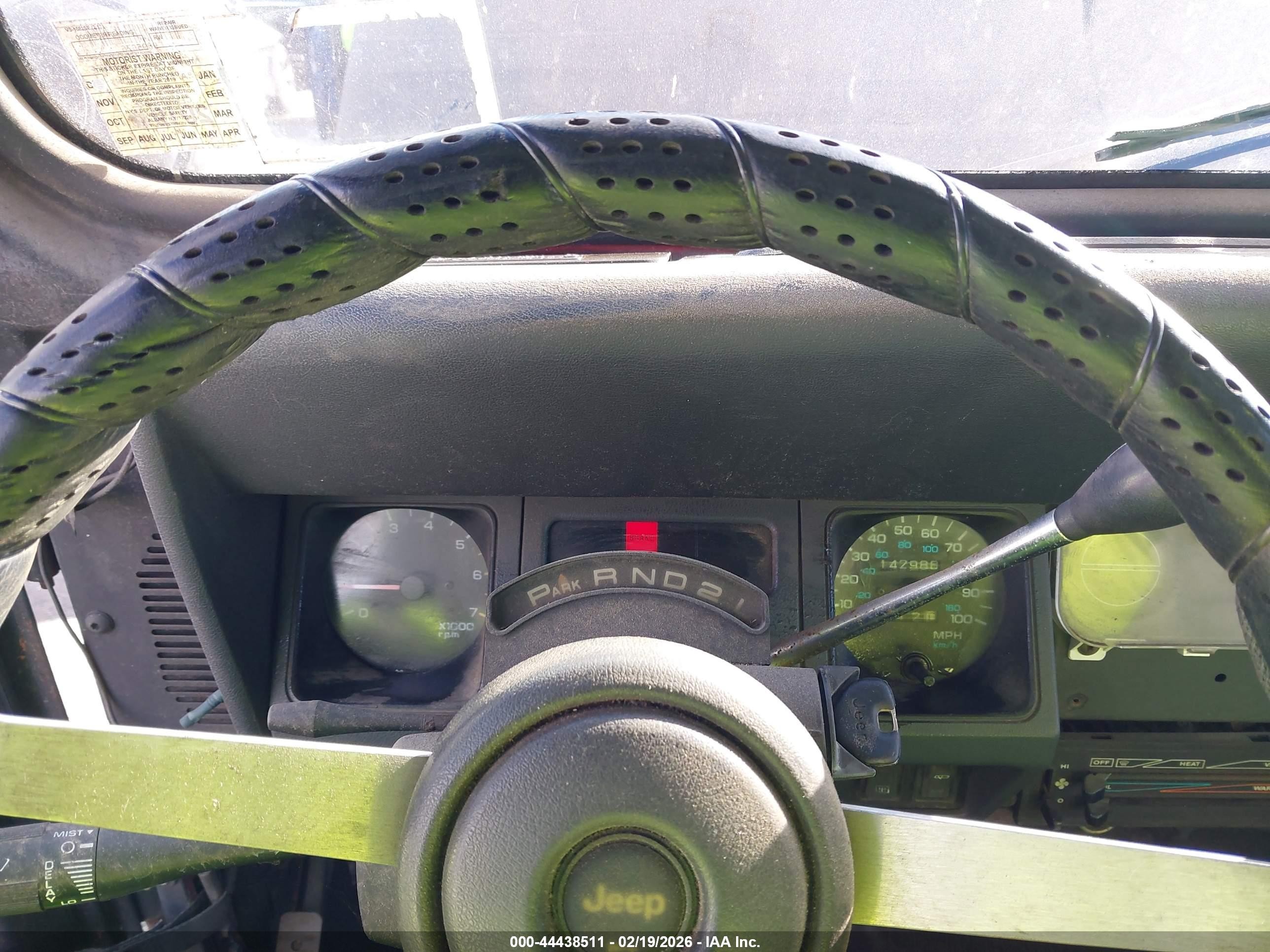 1994 Jeep Wrangler / Yj S Черный vin: 1J4FY19P7RP419745
