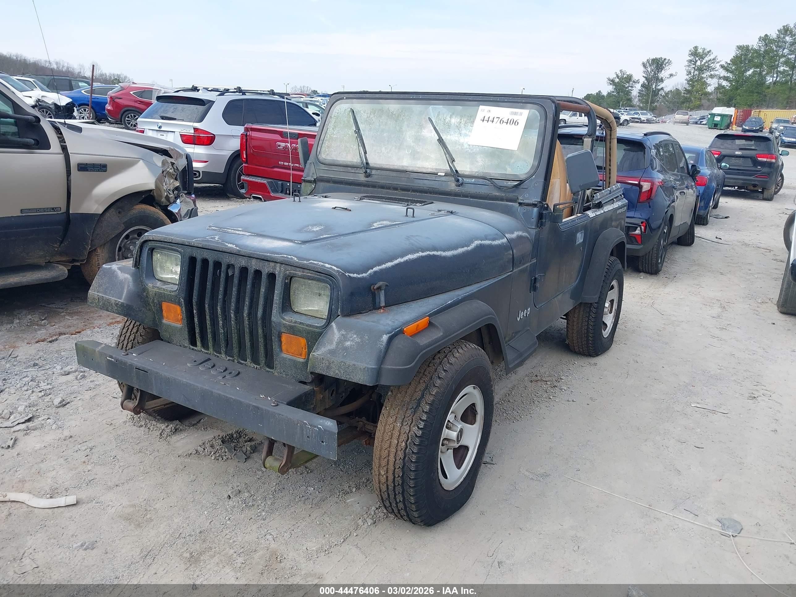 1993 Jeep Wrangler / Yj S Черный vin: 1J4FY19PXPP239849