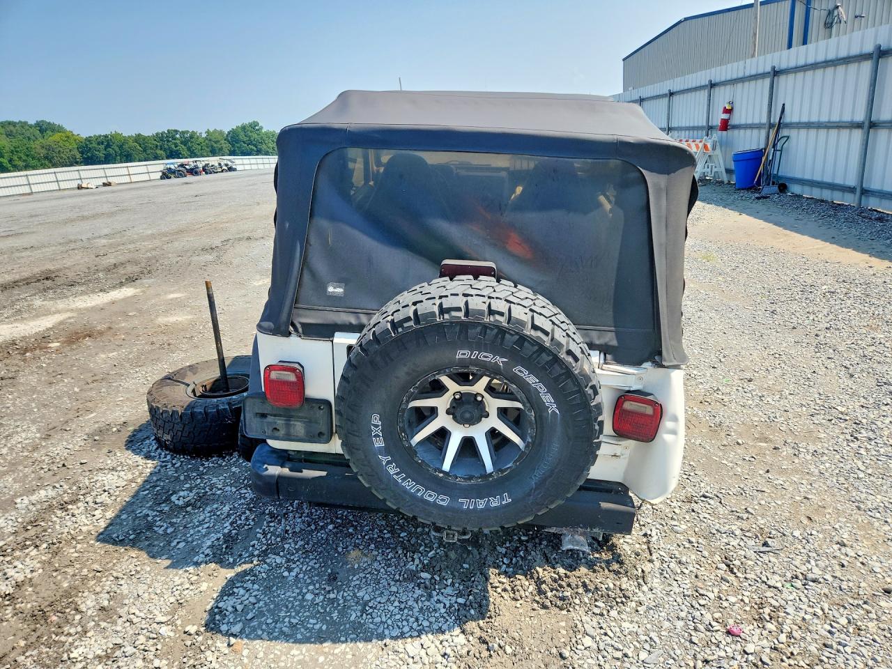 1997 Jeep Wrangler / Tj Sport White vin: 1J4FY19S0VP453928