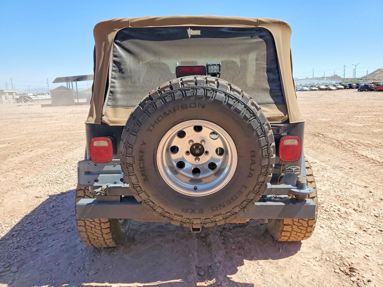 1999 Jeep Wrangler / Tj Sport Black vin: 1J4FY19S0XP403176