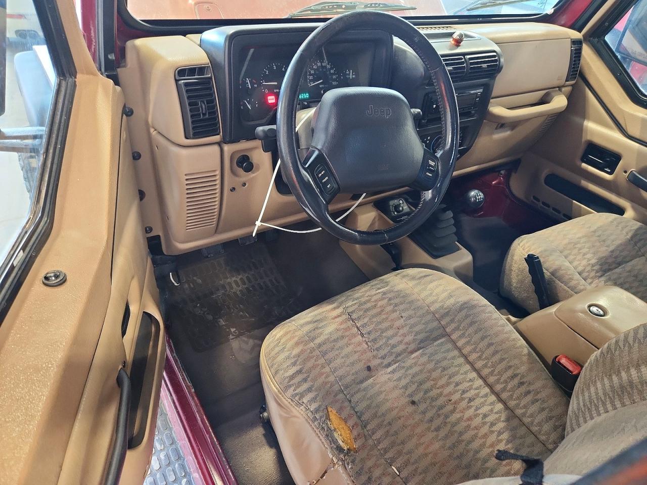 1999 Jeep Wrangler / Tj Sport Коричневый vin: 1J4FY19S1XP431293