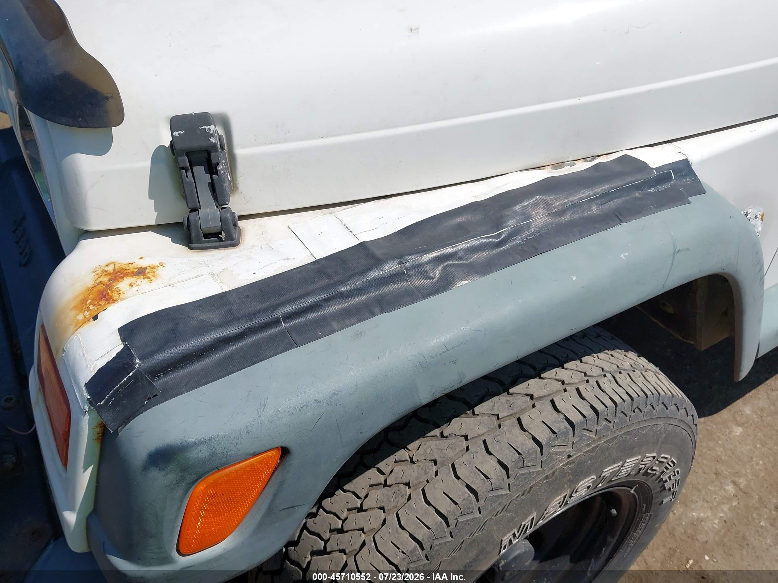 1998 Jeep Wrangler Sport Белый vin: 1J4FY19S3WP724885