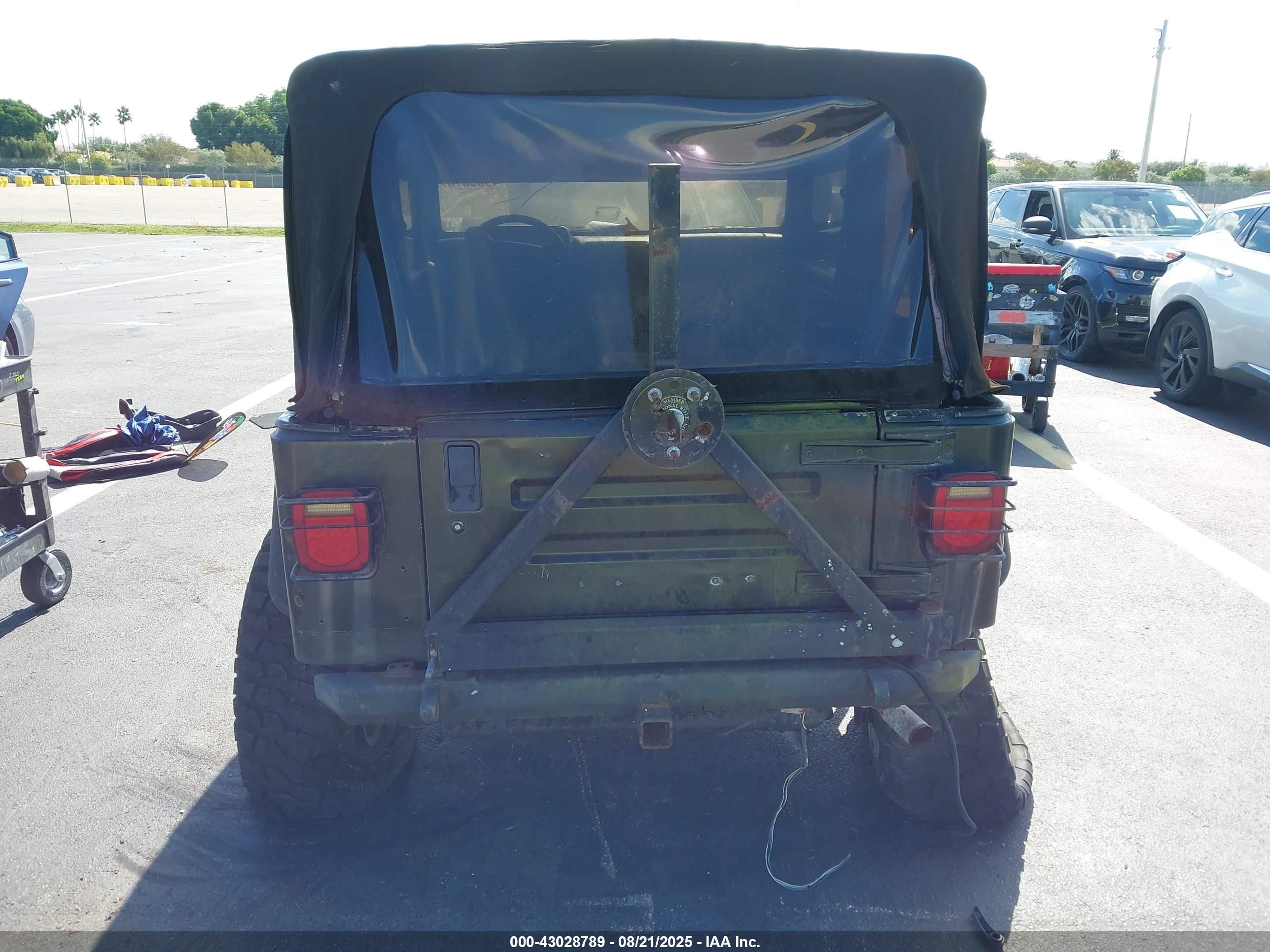 1998 Jeep Wrangler Sport Black vin: 1J4FY19S3WP755988