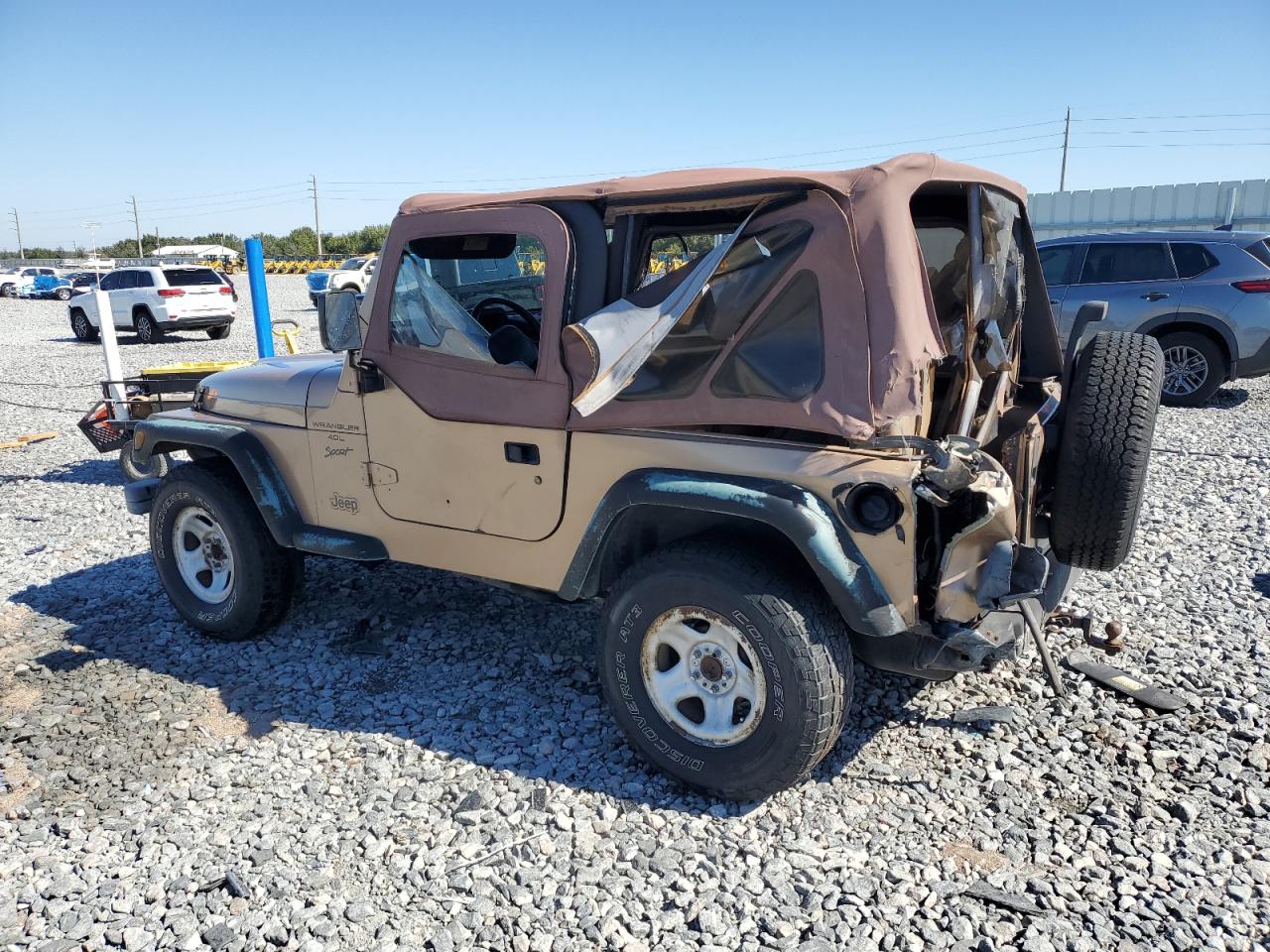 1999 Jeep Wrangler / Tj Sport Beige vin: 1J4FY19S3XP444384