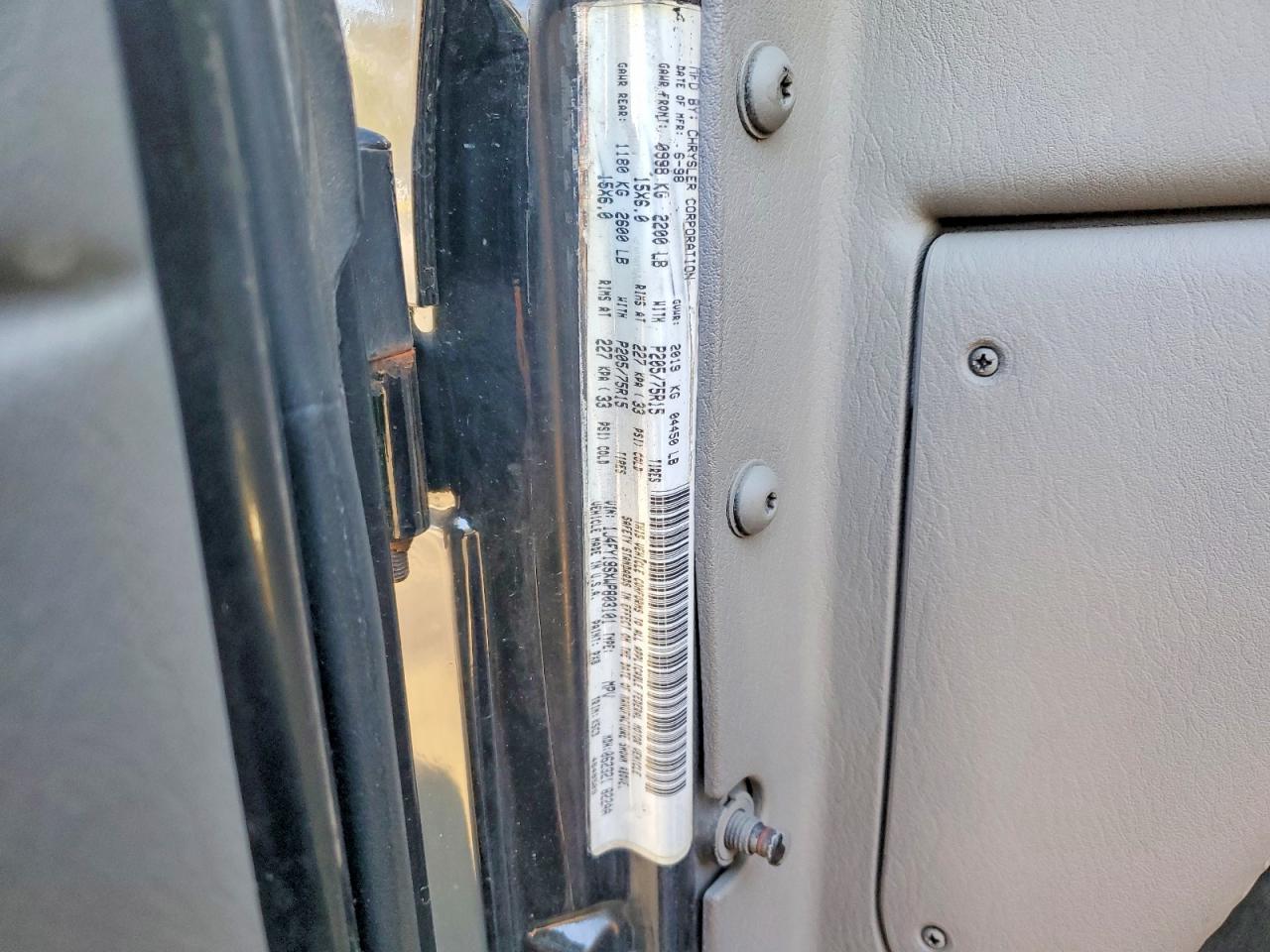 1998 Jeep Wrangler / Tj Sport Black vin: 1J4FY19SXWP803101