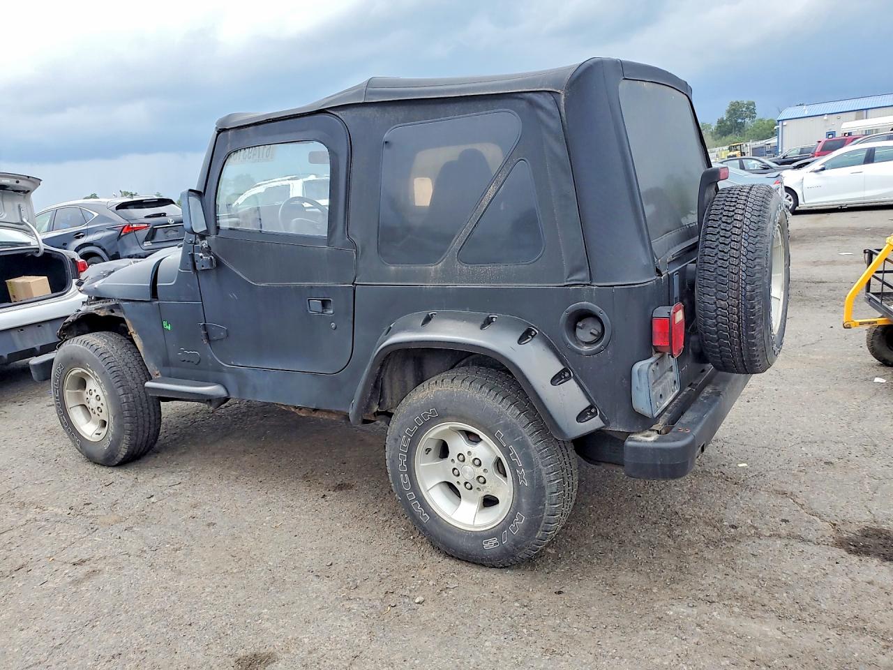 1998 Jeep Wrangler / Tj Se Черный vin: 1J4FY29P1WP803909
