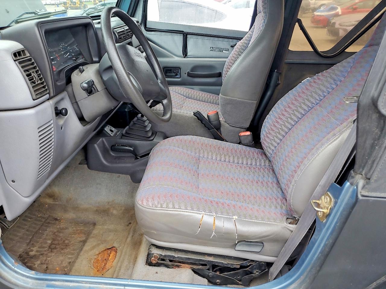1998 Jeep Wrangler / Tj Se Черный vin: 1J4FY29P1WP803909