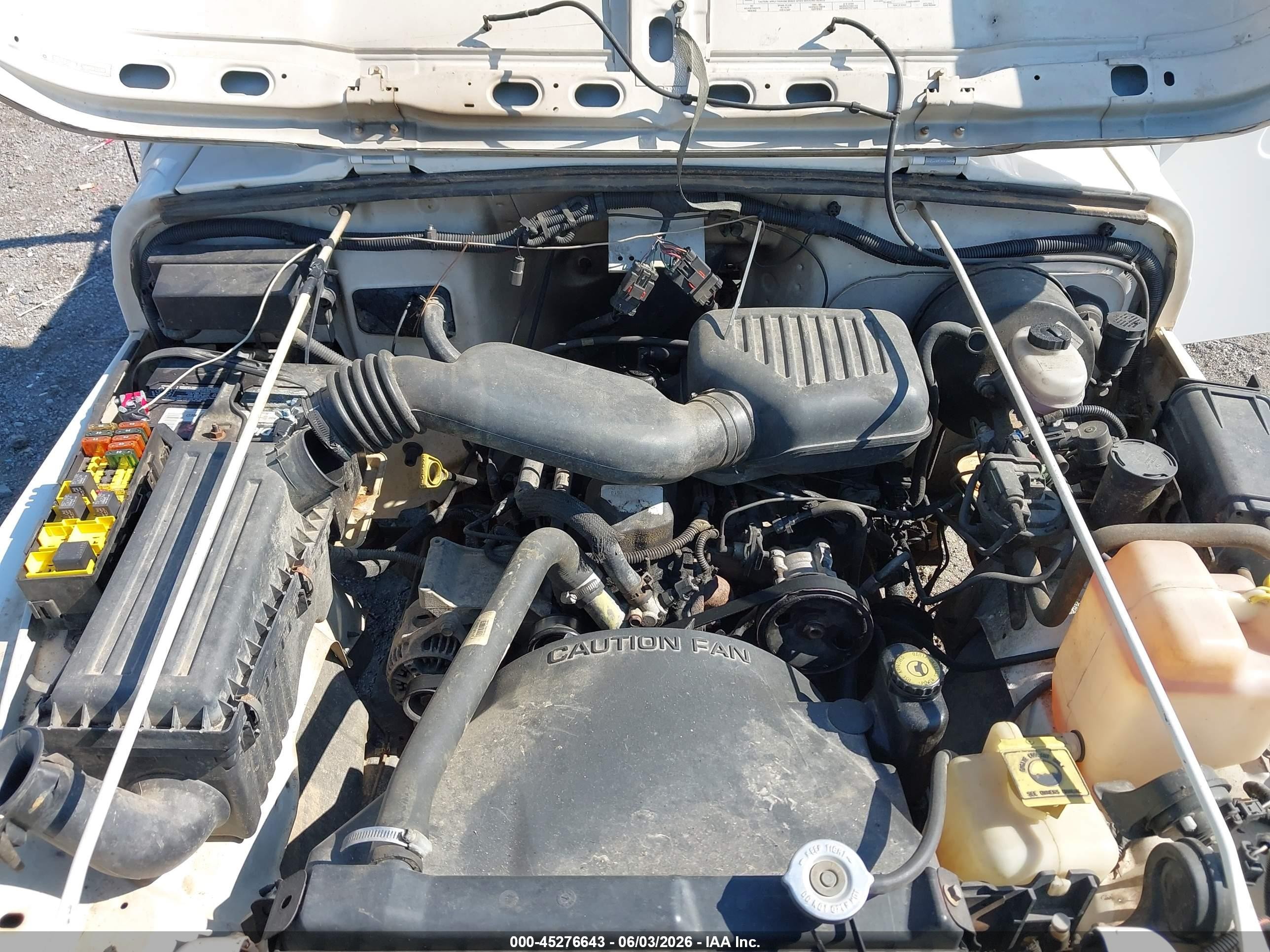 1998 Jeep Wrangler Se White vin: 1J4FY29P3WP766166