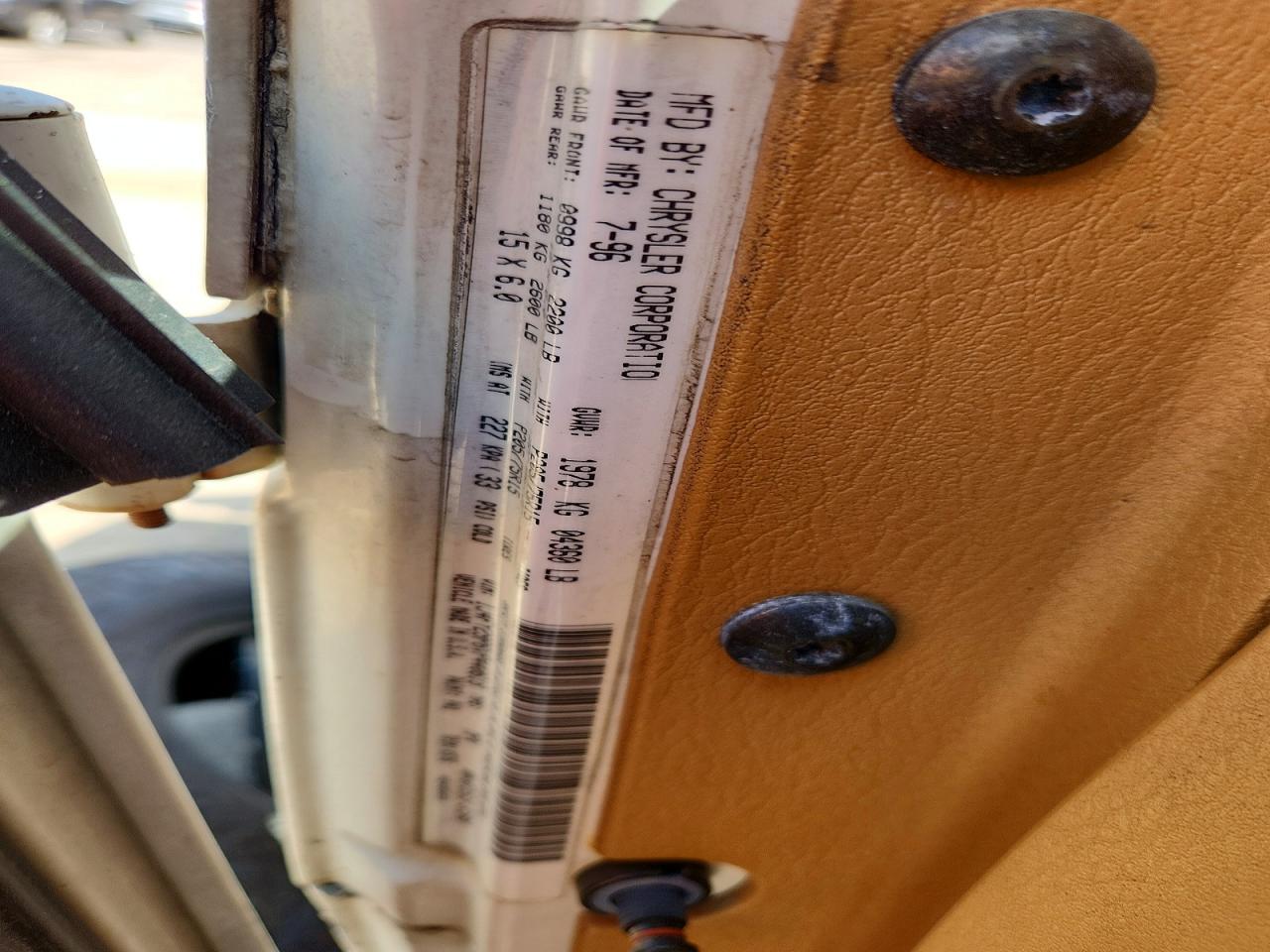 1997 Jeep Wrangler / Tj Se White vin: 1J4FY29P6VP440618